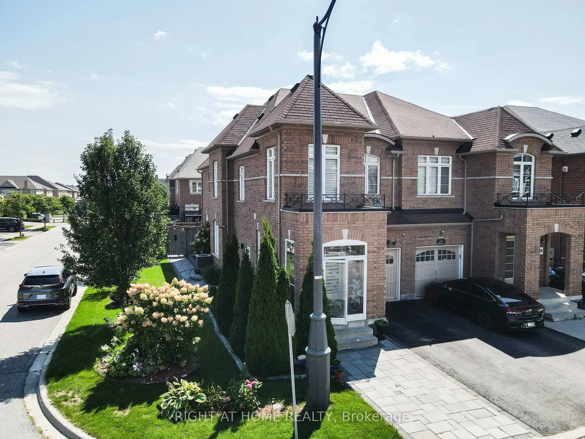 Photo 3 of Unit LOWER, 33 Wasaga Road, Brampton, Credit Valley — HOMEH