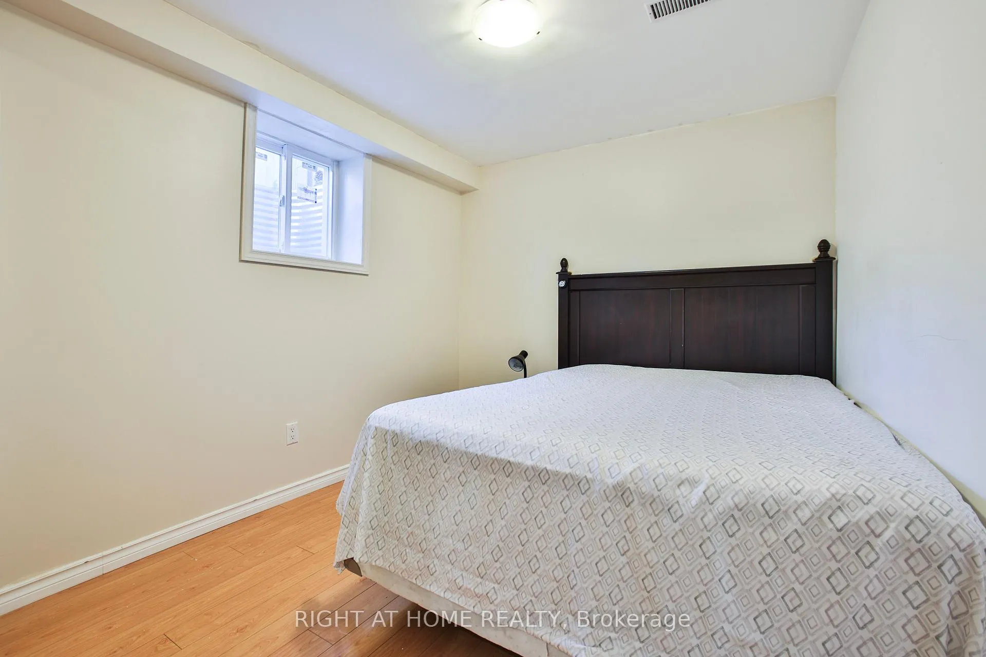 Photo 15 of Unit LOWER, 33 Wasaga Road, Brampton, Credit Valley — HOMEH