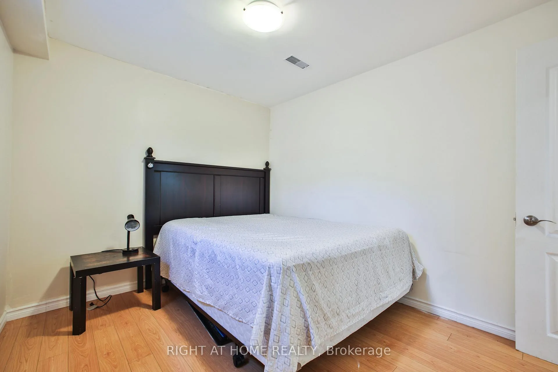 Photo 16 of Unit LOWER, 33 Wasaga Road, Brampton, Credit Valley — HOMEH