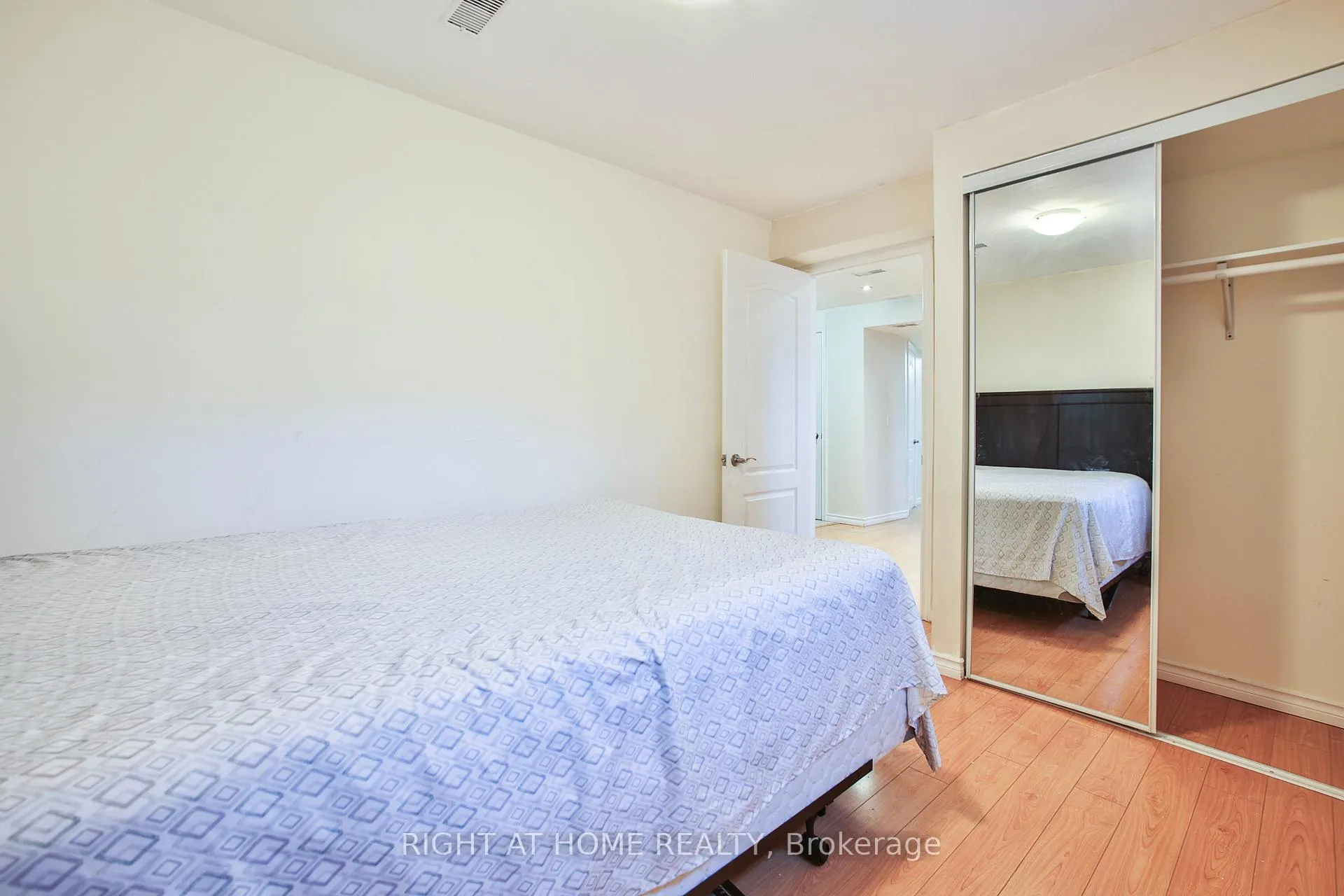 Photo 17 of Unit LOWER, 33 Wasaga Road, Brampton, Credit Valley — HOMEH