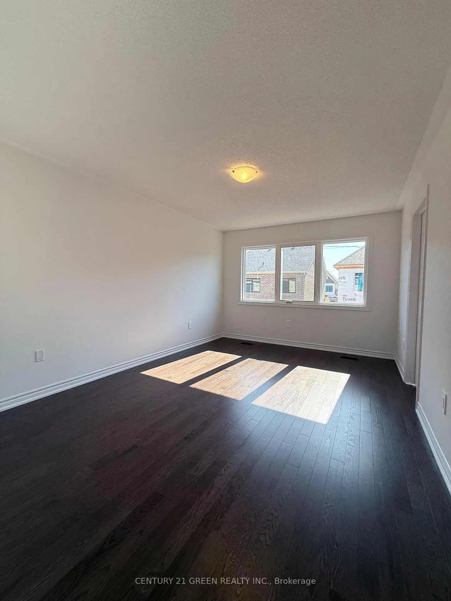 Photo 3 of 1448 Savoline Boulevard, Milton, Walker — HOMEH