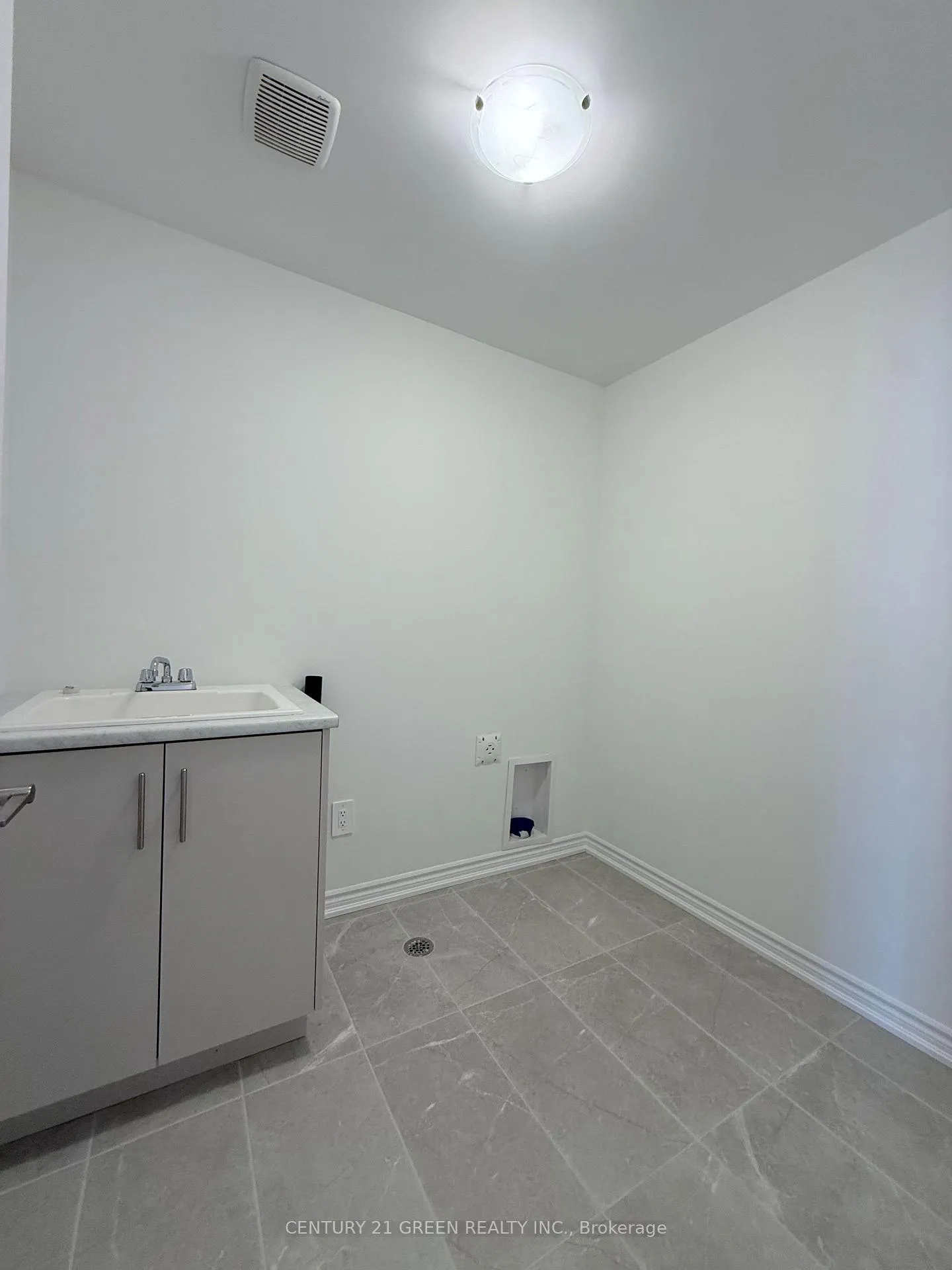 Photo 10 of 1448 Savoline Boulevard, Milton, Walker — HOMEH