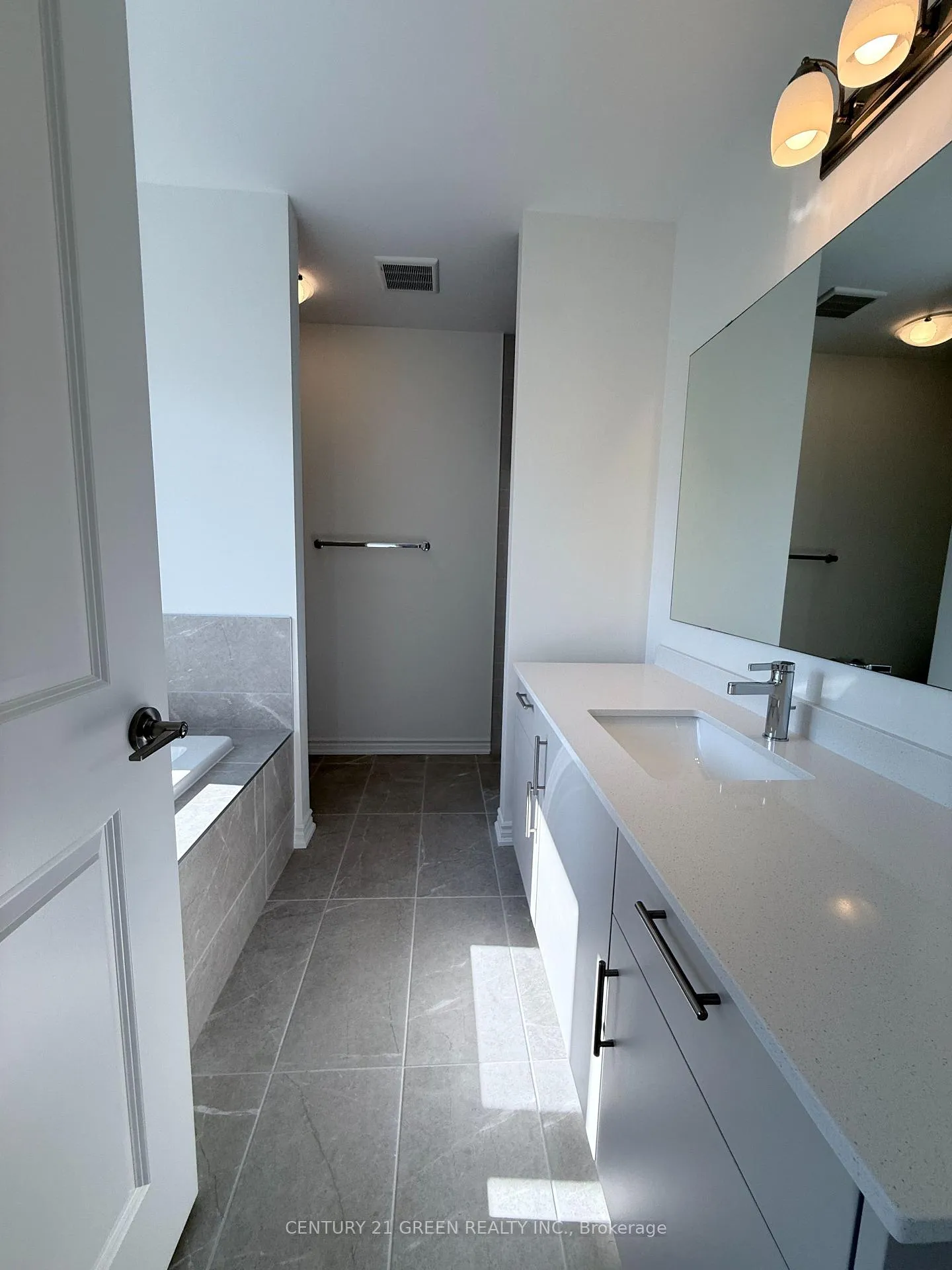 Photo 14 of 1448 Savoline Boulevard, Milton, Walker — HOMEH