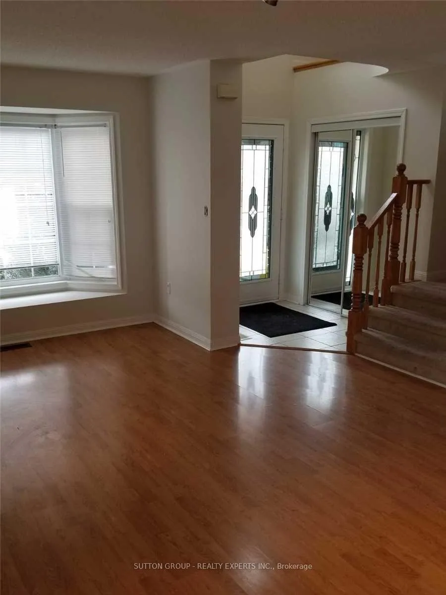 Photo 3 of 69 Botavia Downs Drive, Brampton, Fletcher's Meadow — HOMEH
