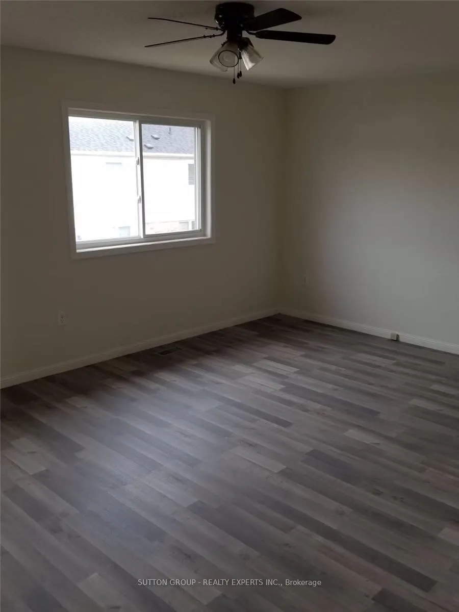 Photo 9 of 69 Botavia Downs Drive, Brampton, Fletcher's Meadow — HOMEH