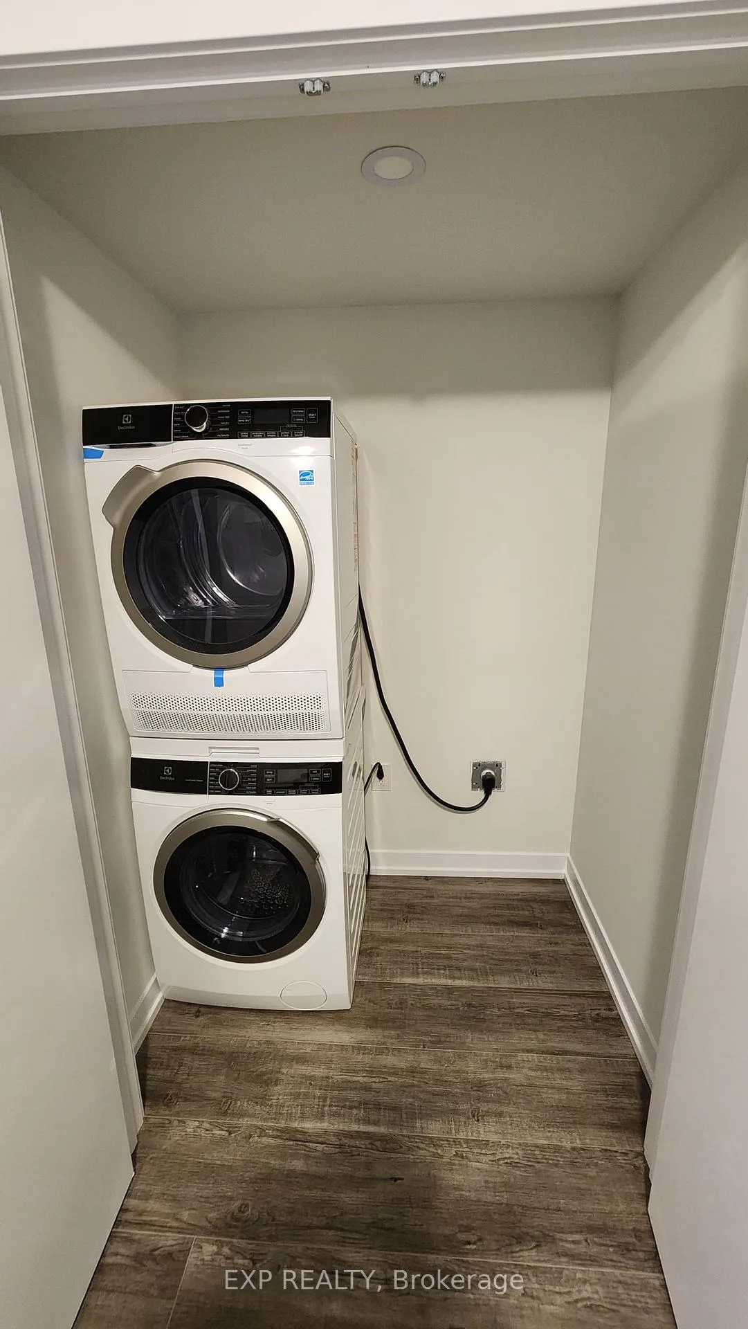 Photo 9 of Unit #bsmnt, 50 Ziibi Way, Clarington, Newcastle — HOMEH