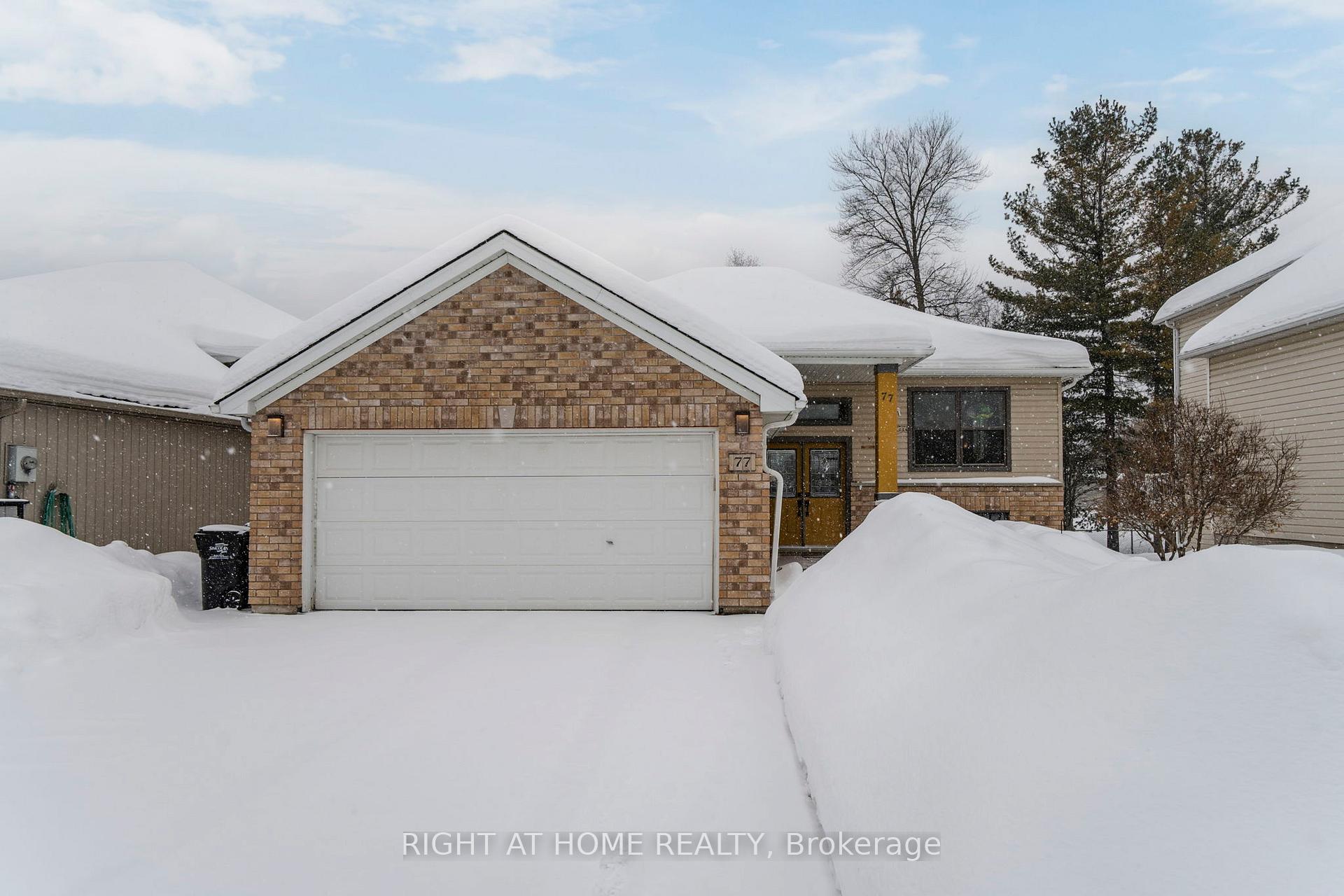 Photo 1 of 77 Armeda Clow Crescent, Essa, Angus — HOMEH