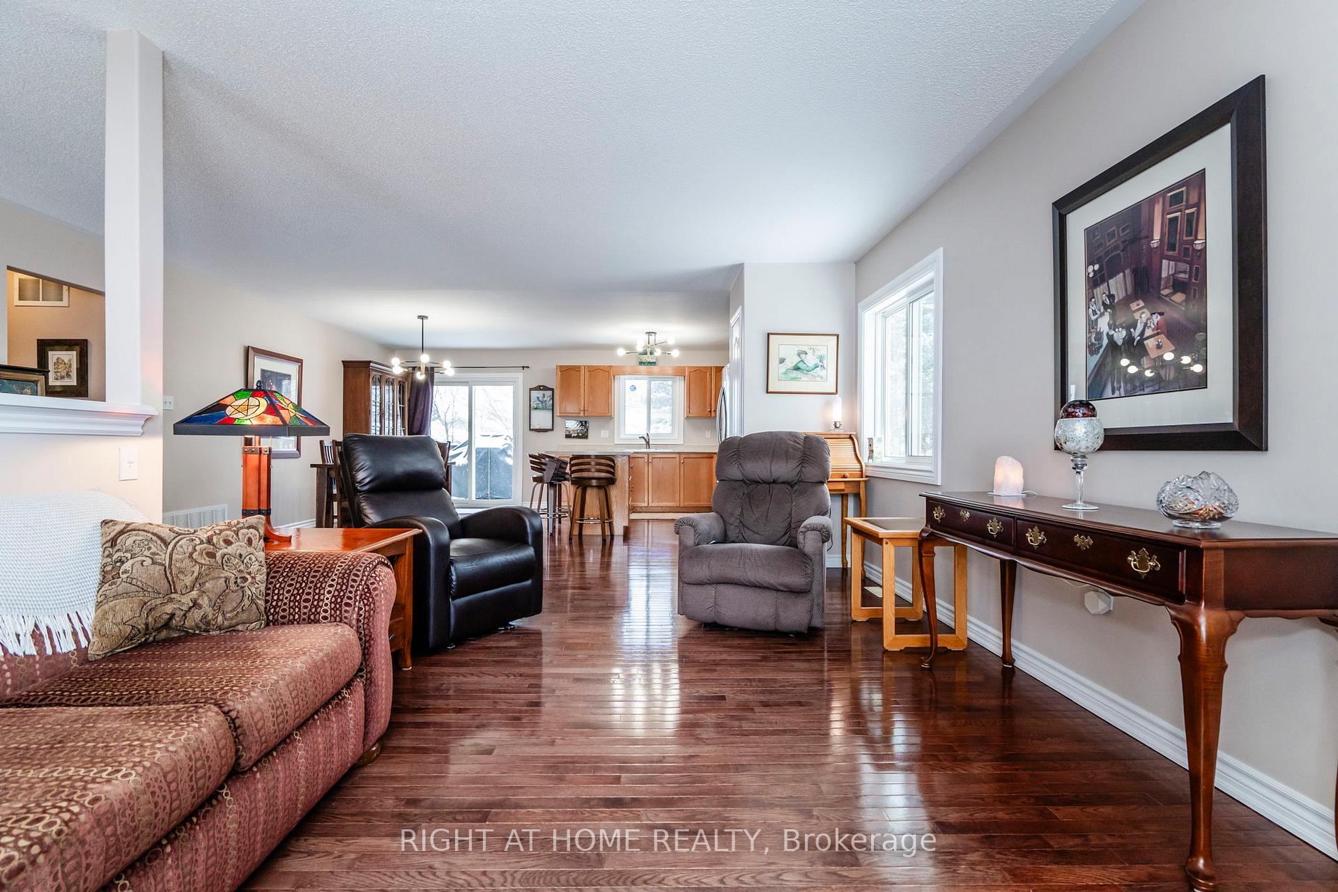 Photo 8 of 77 Armeda Clow Crescent, Essa, Angus — HOMEH