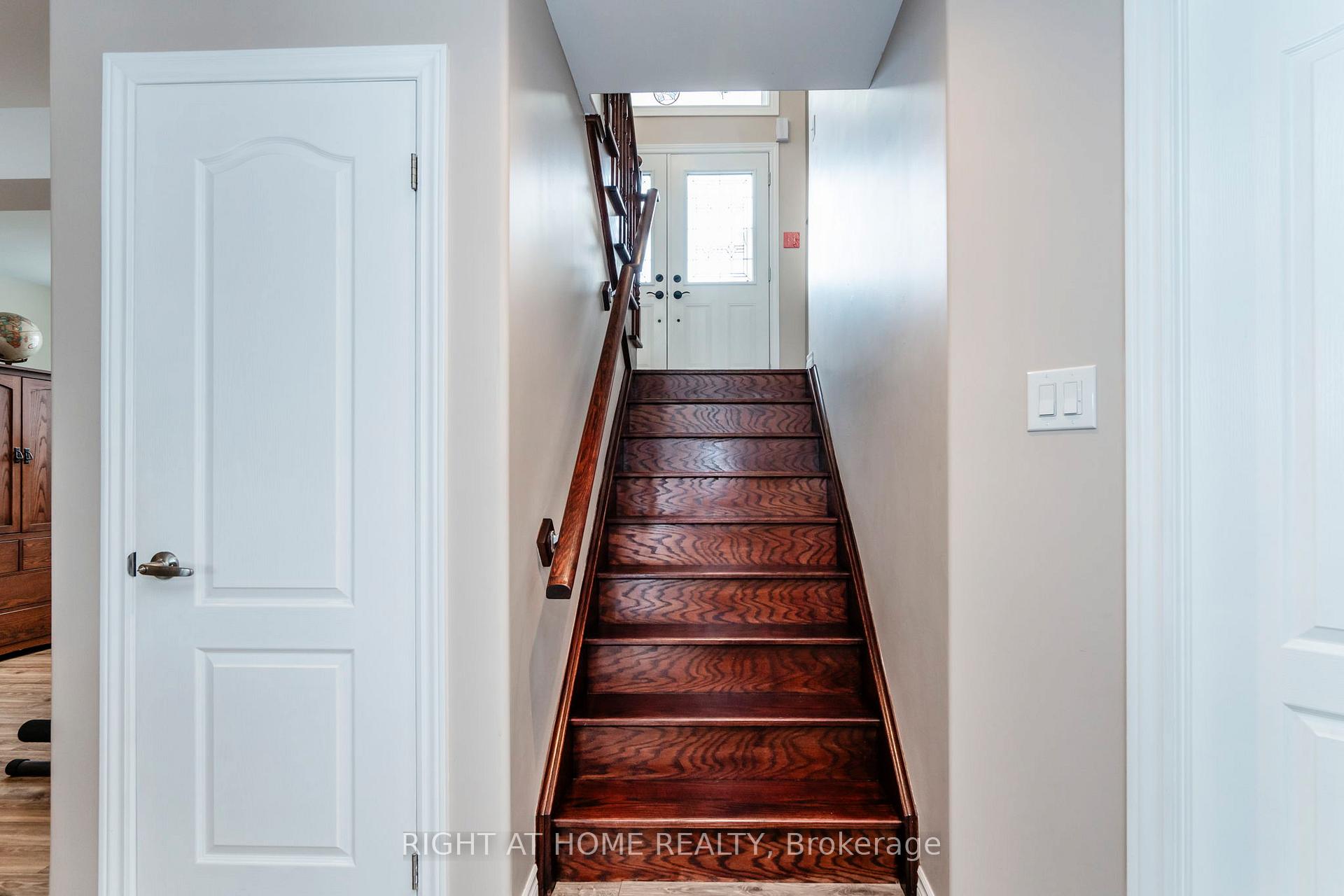 Photo 24 of 77 Armeda Clow Crescent, Essa, Angus — HOMEH
