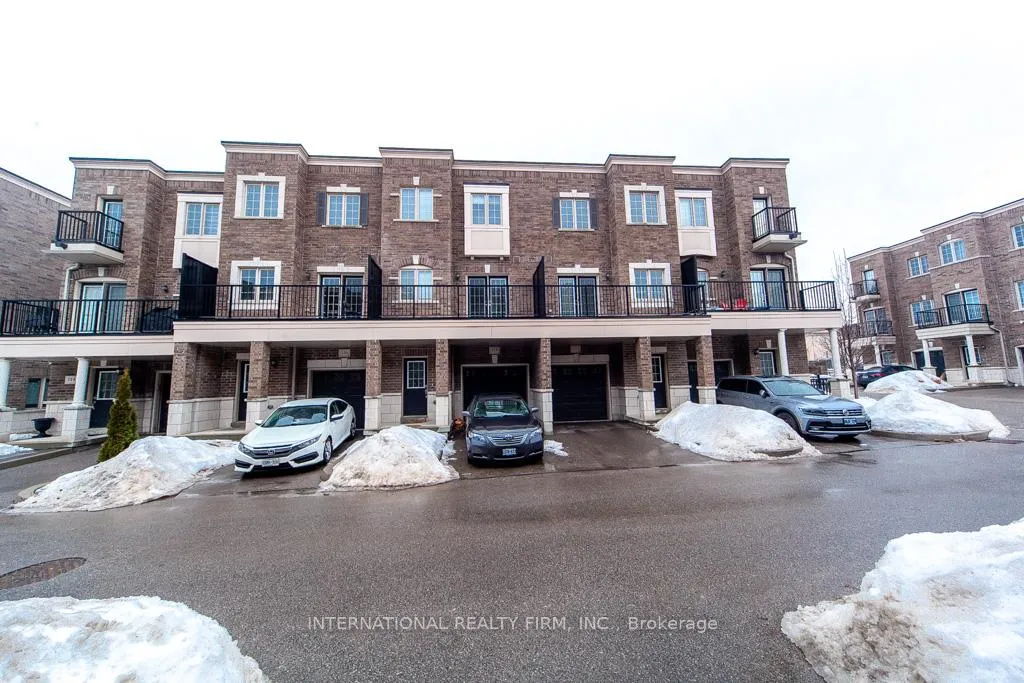 Photo 2 of 120 Ferris Square, Clarington, Courtice — HOMEH