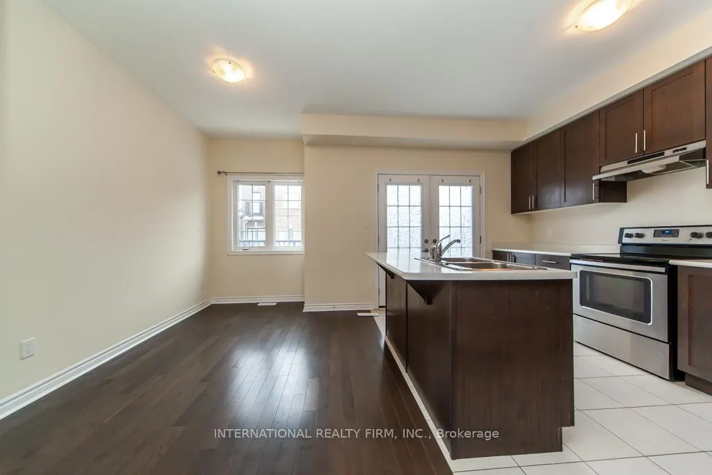 Photo 18 of 120 Ferris Square, Clarington, Courtice — HOMEH