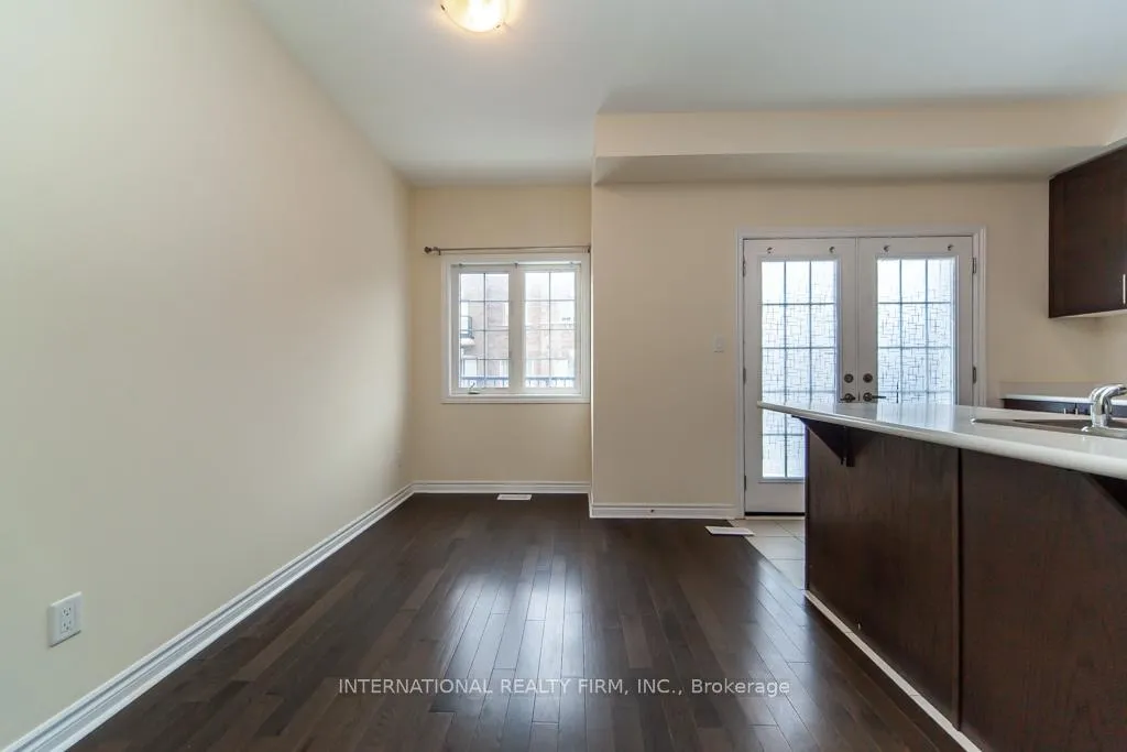 Photo 19 of 120 Ferris Square, Clarington, Courtice — HOMEH