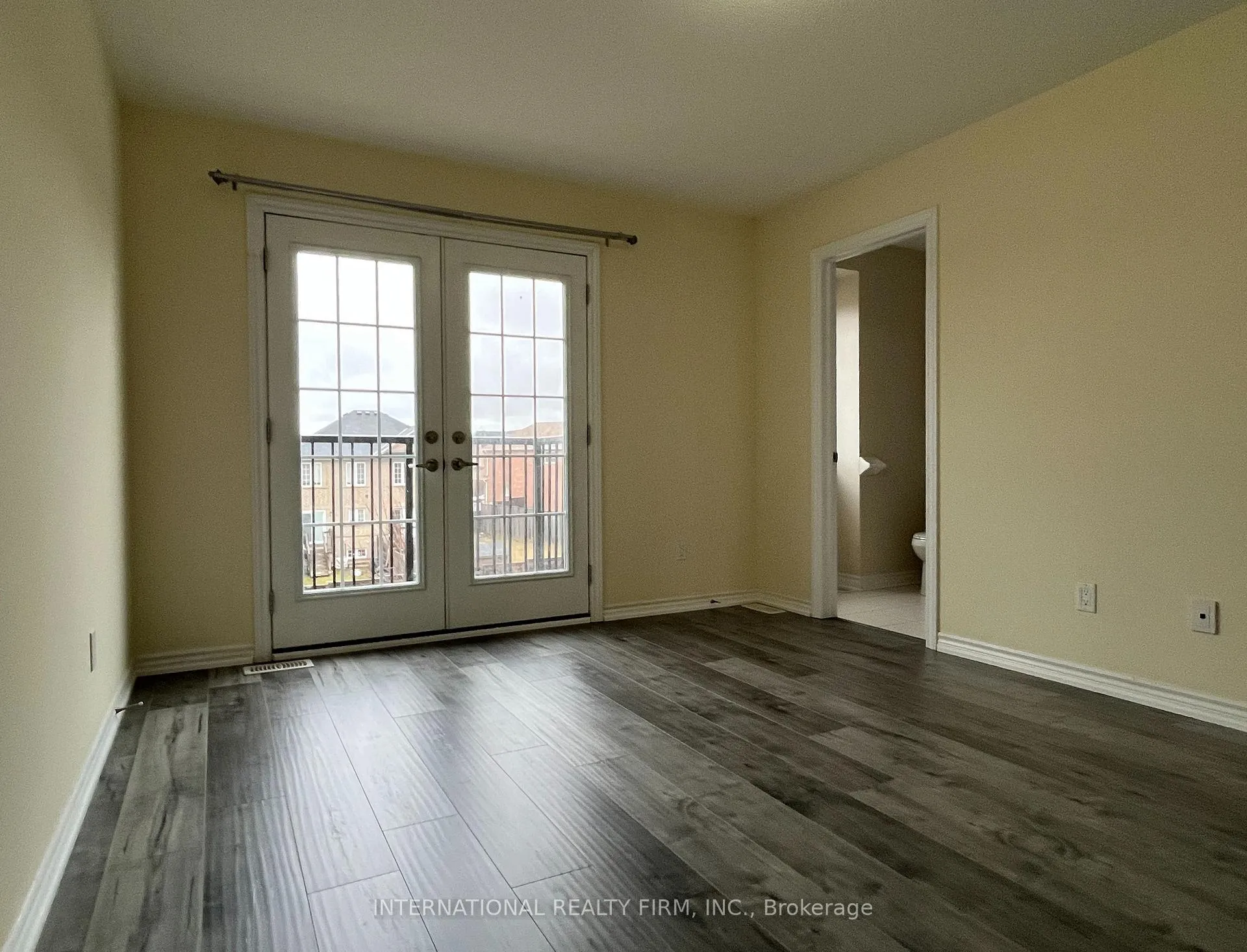 Photo 28 of 120 Ferris Square, Clarington, Courtice — HOMEH