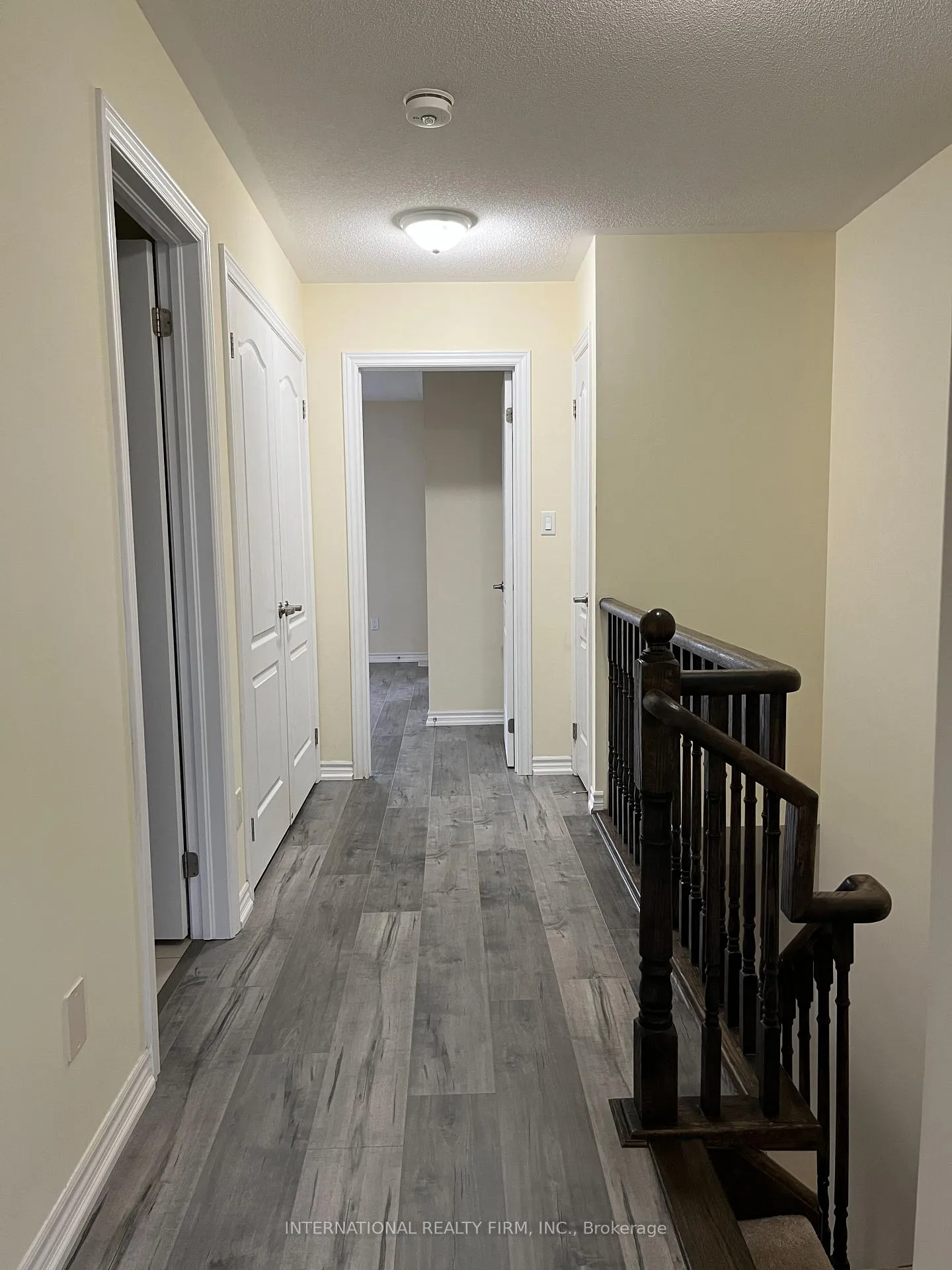 Photo 32 of 120 Ferris Square, Clarington, Courtice — HOMEH