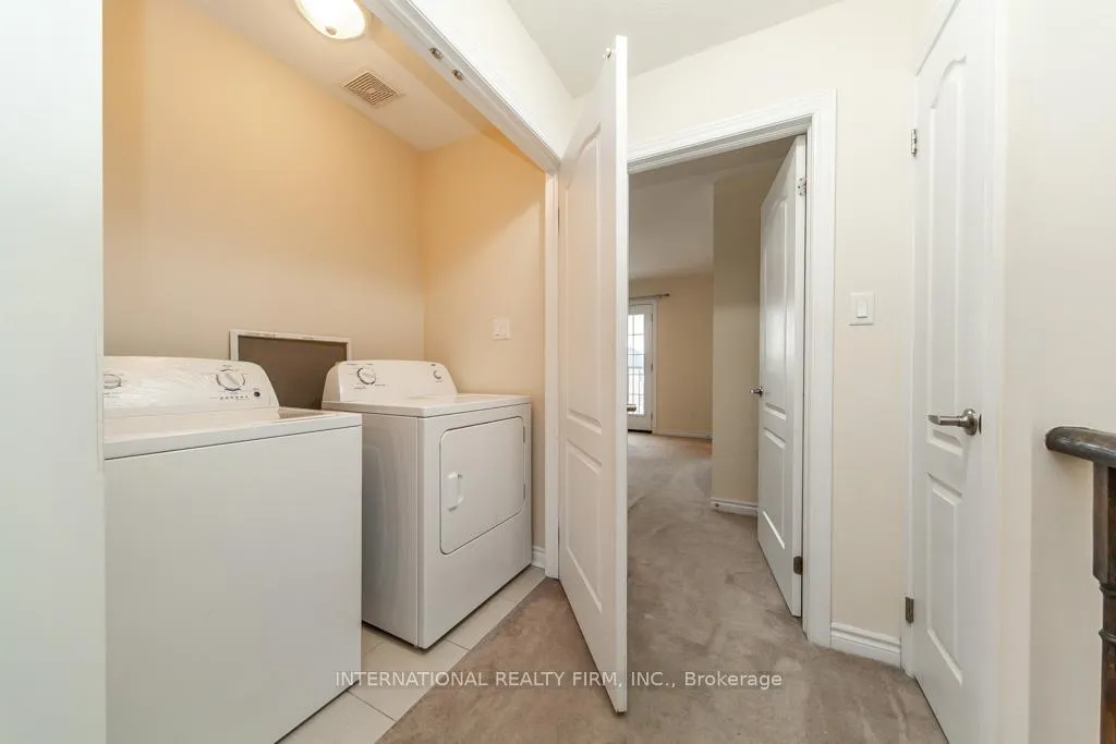 Photo 34 of 120 Ferris Square, Clarington, Courtice — HOMEH