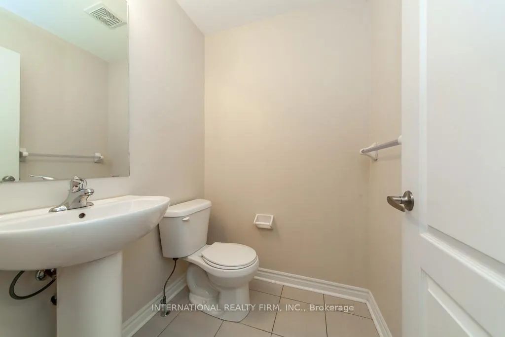 Photo 35 of 120 Ferris Square, Clarington, Courtice — HOMEH