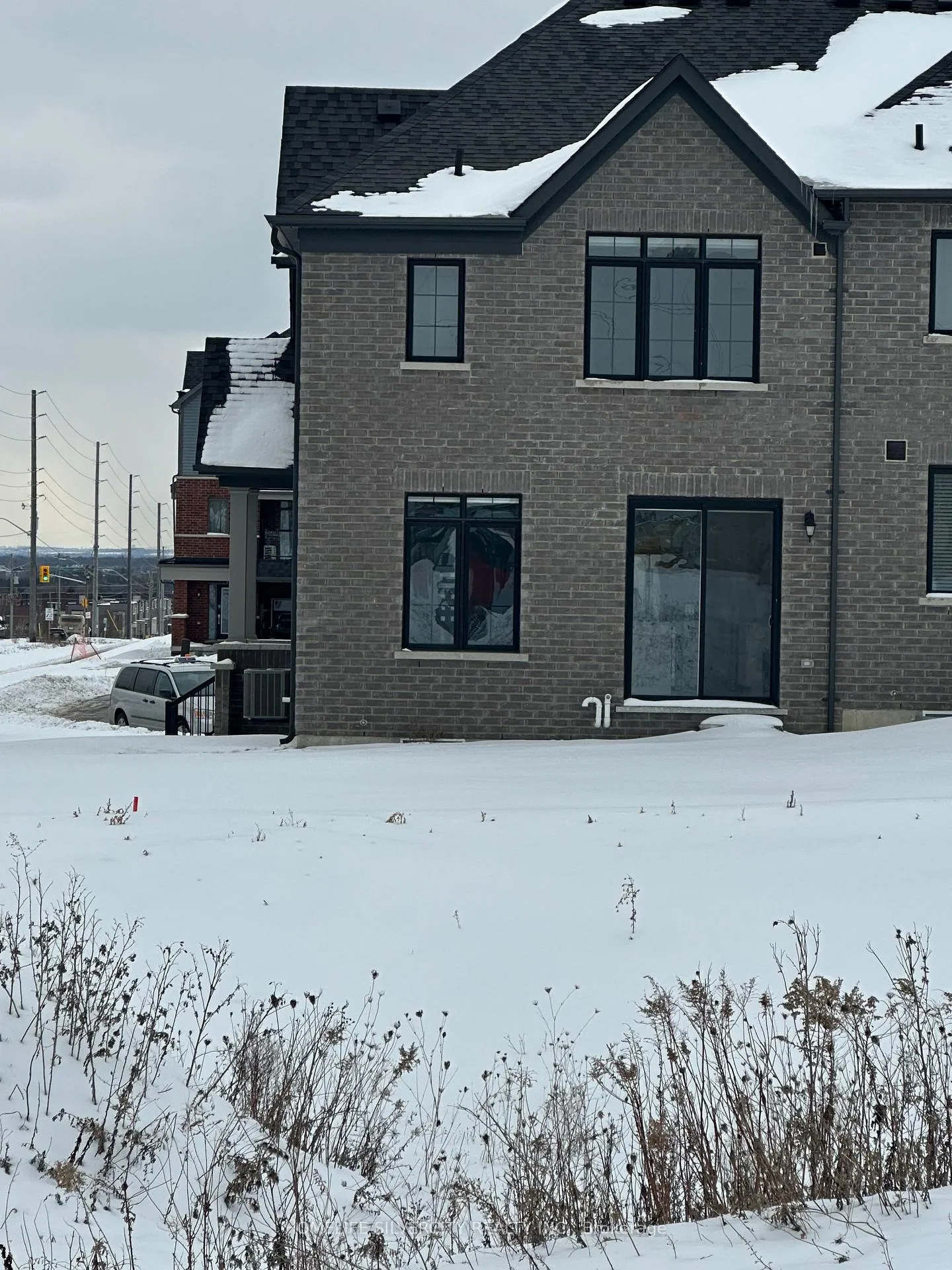 Photo 4 of 1096 Lockie Drive, Oshawa, Kedron — HOMEH