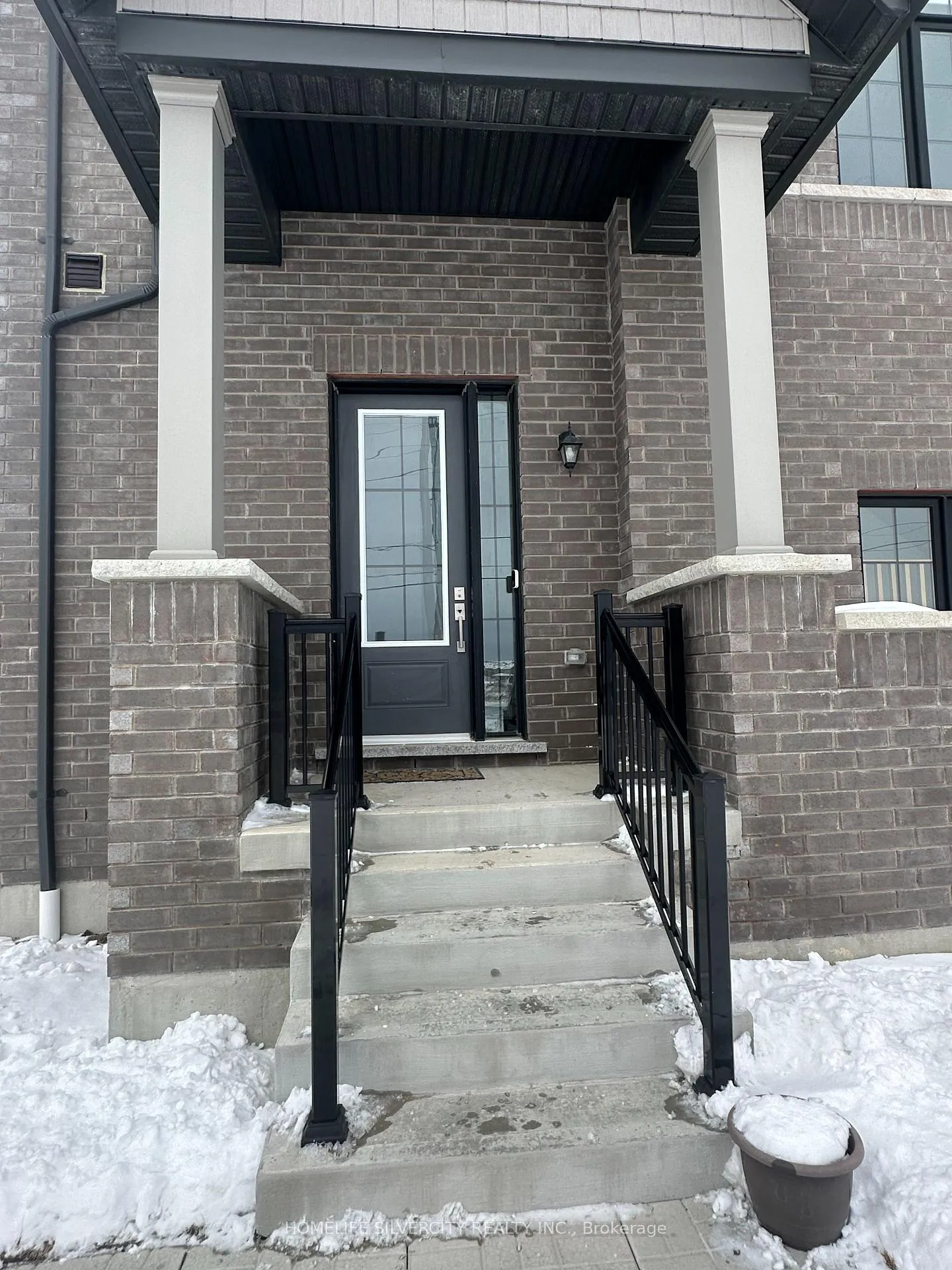 Photo 6 of 1096 Lockie Drive, Oshawa, Kedron — HOMEH