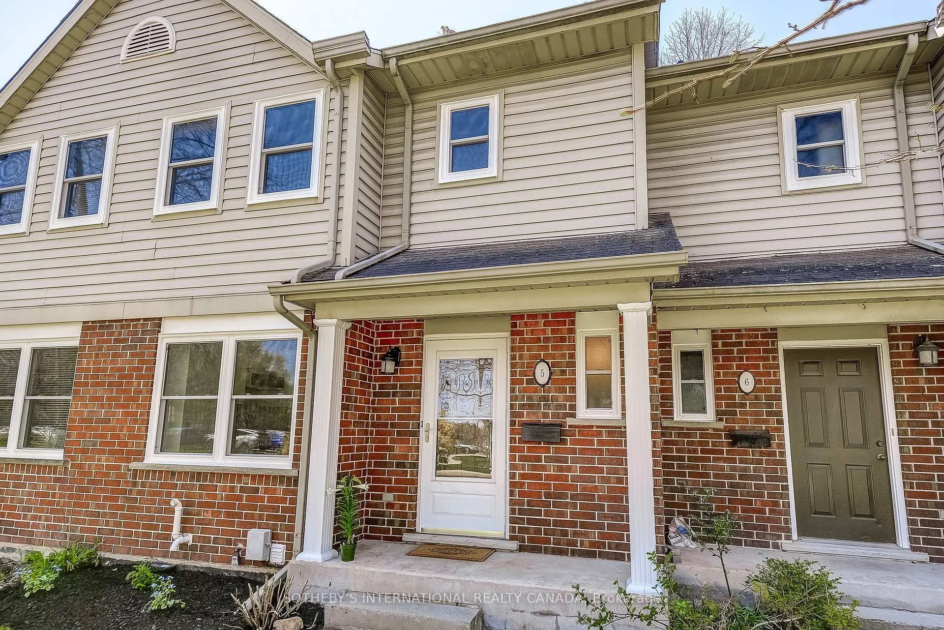 Photo 2 of Unit 5, 55 Kerman Avenue, Grimsby, Grimsby West — HOMEH