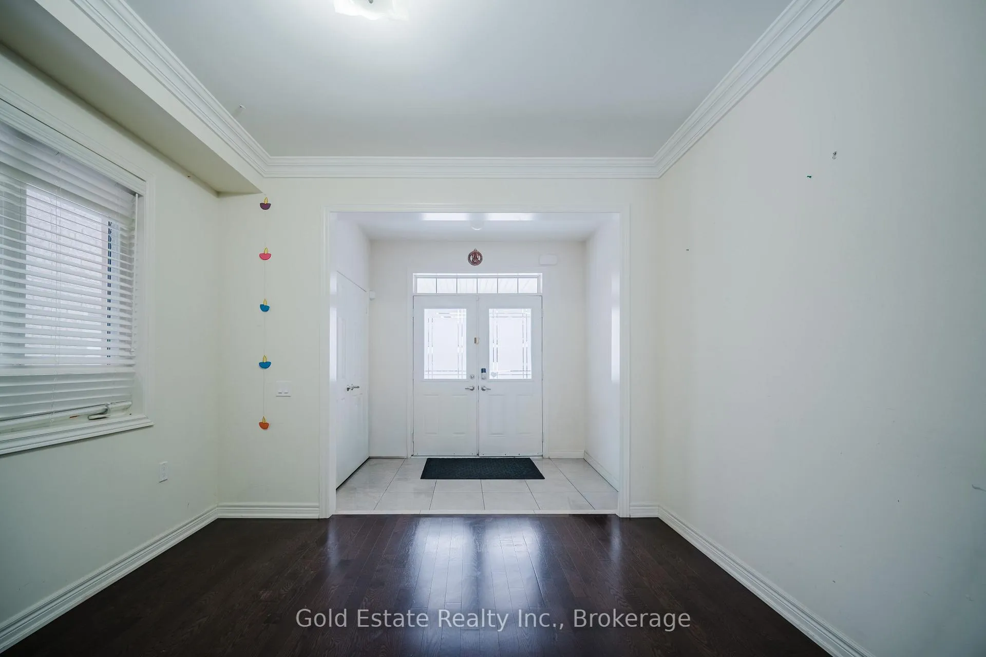 Photo 2 of 69 Blackberry Valley Crescent, Caledon, Rural Caledon — HOMEH