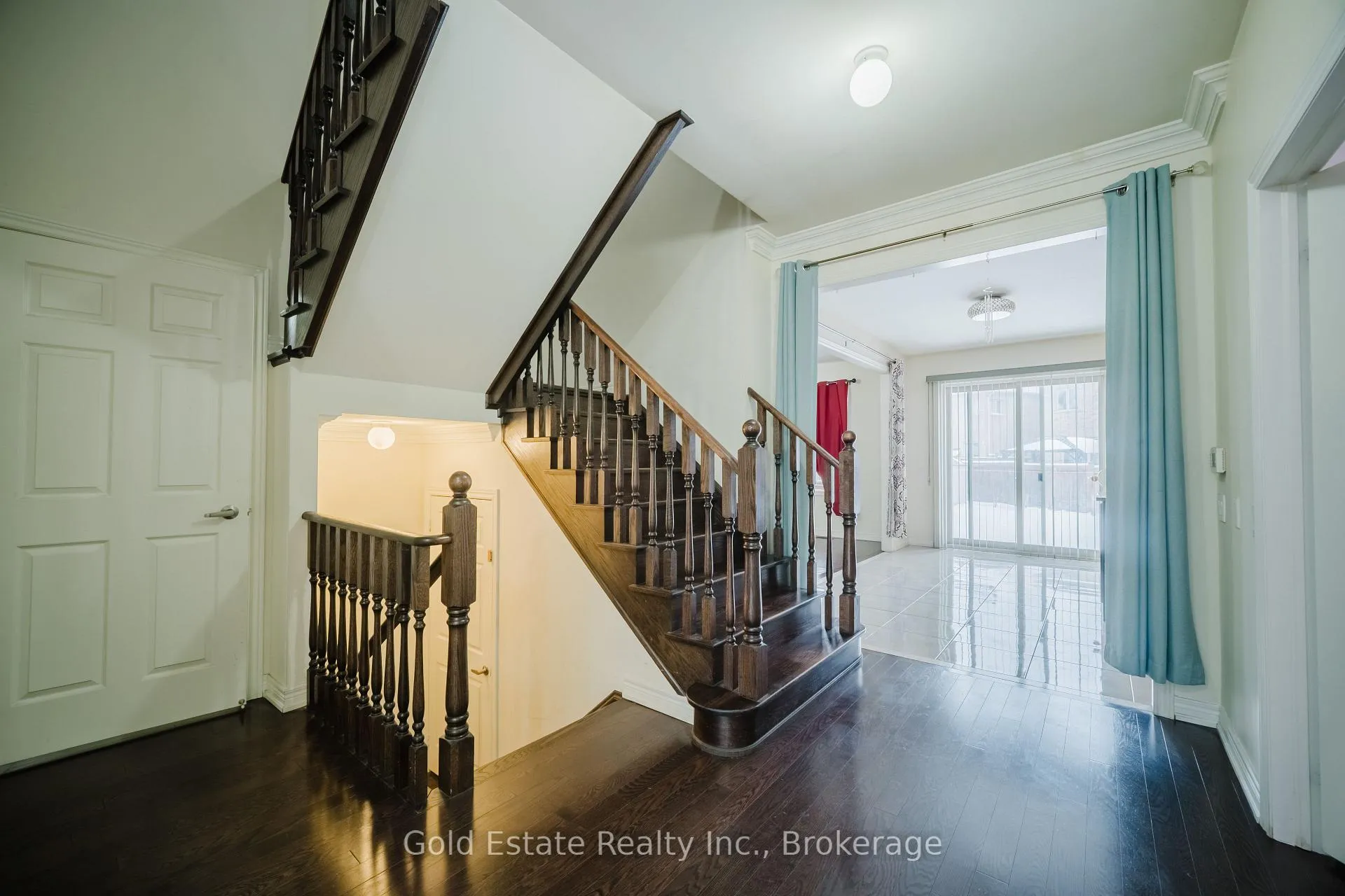 Photo 5 of 69 Blackberry Valley Crescent, Caledon, Rural Caledon — HOMEH