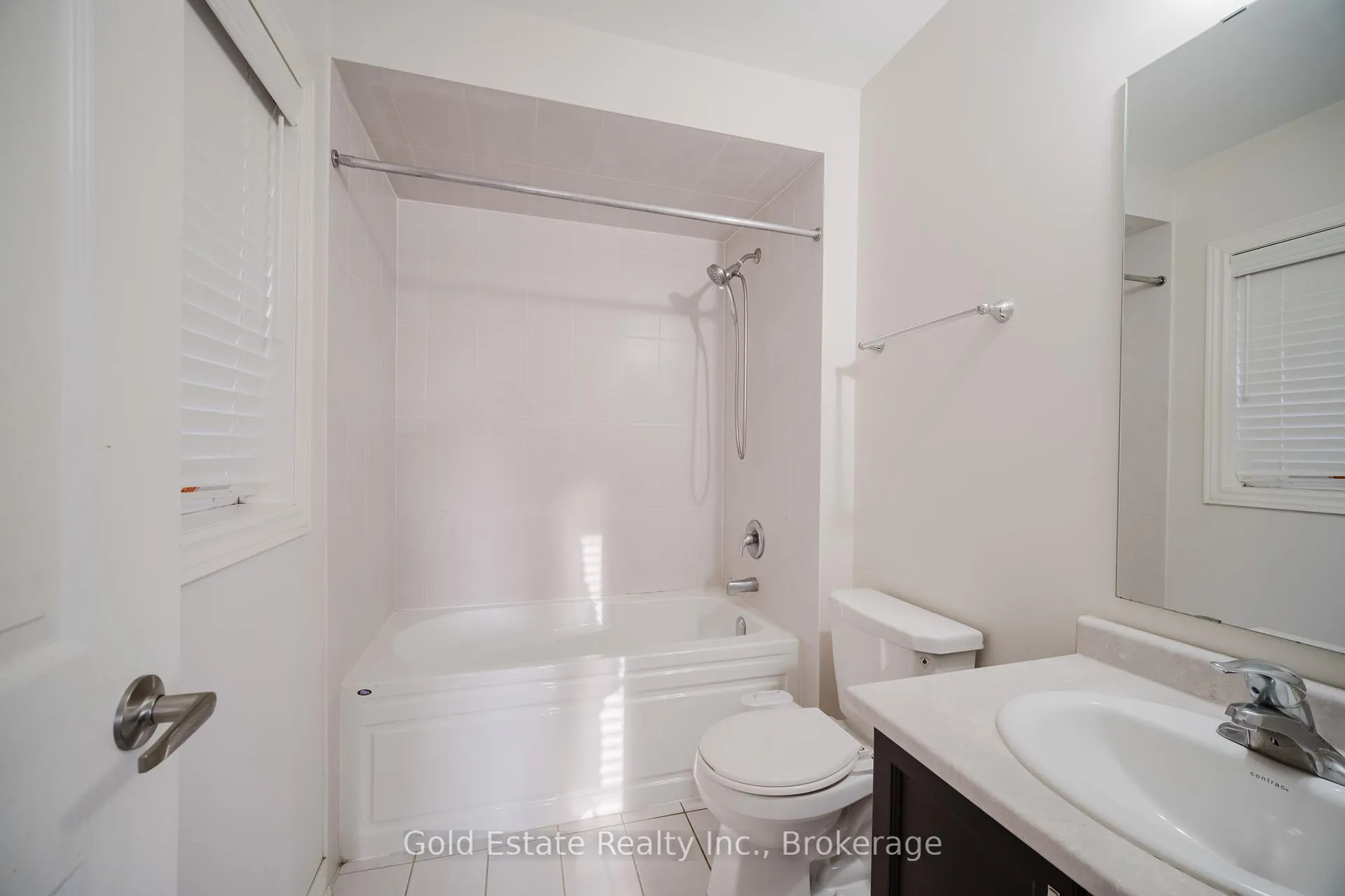 Photo 37 of 69 Blackberry Valley Crescent, Caledon, Rural Caledon — HOMEH