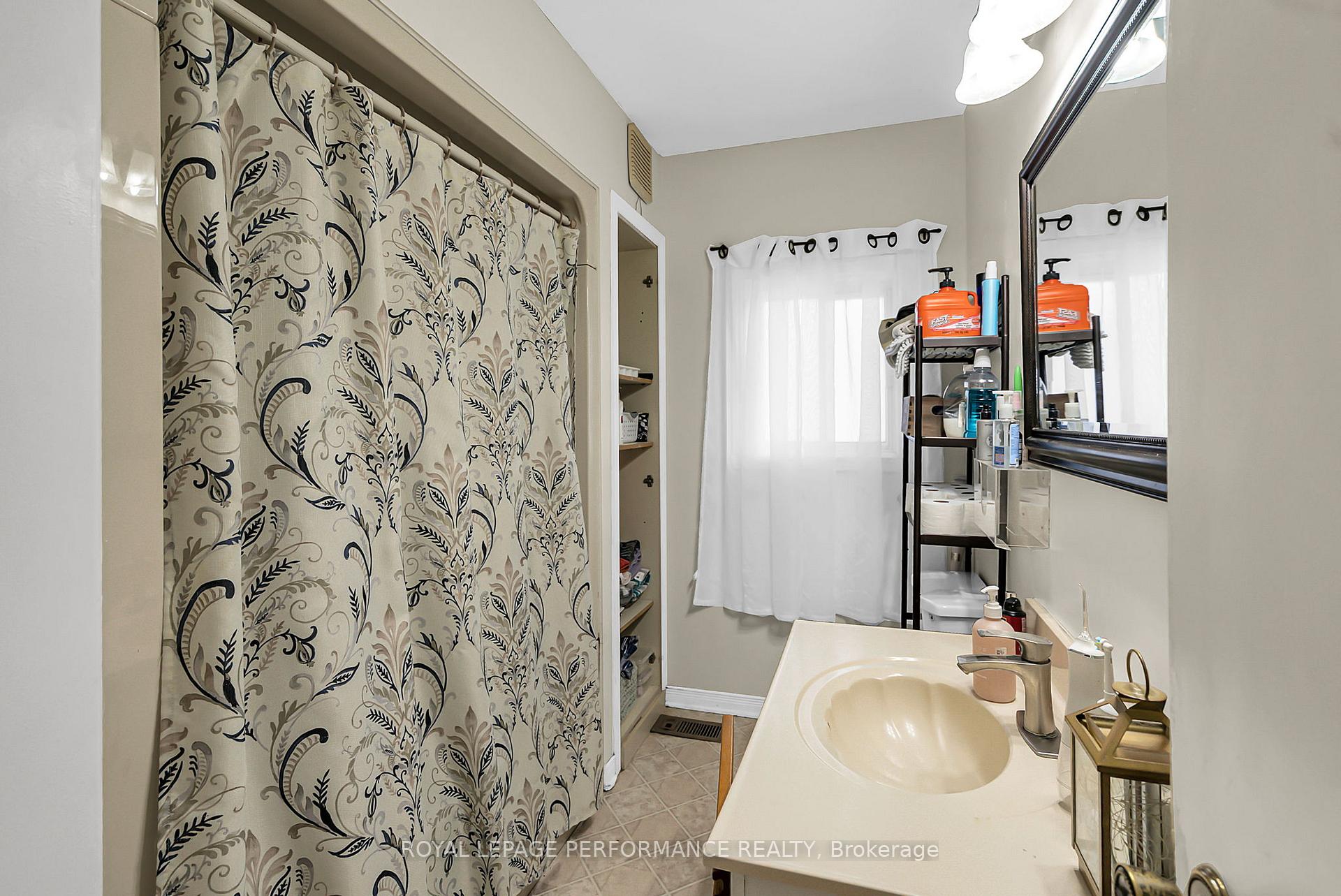 Photo 14 of 409 Belmont Street, Cornwall — HOMEH