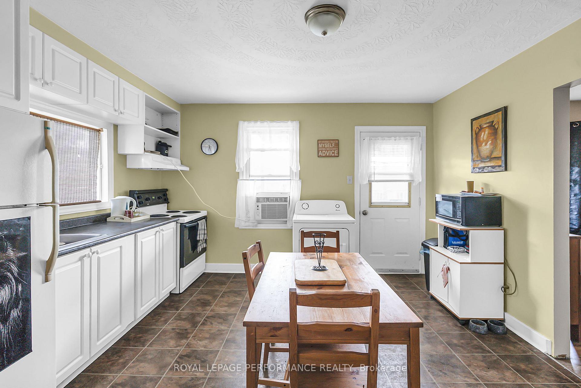 Photo 26 of 409 Belmont Street, Cornwall — HOMEH