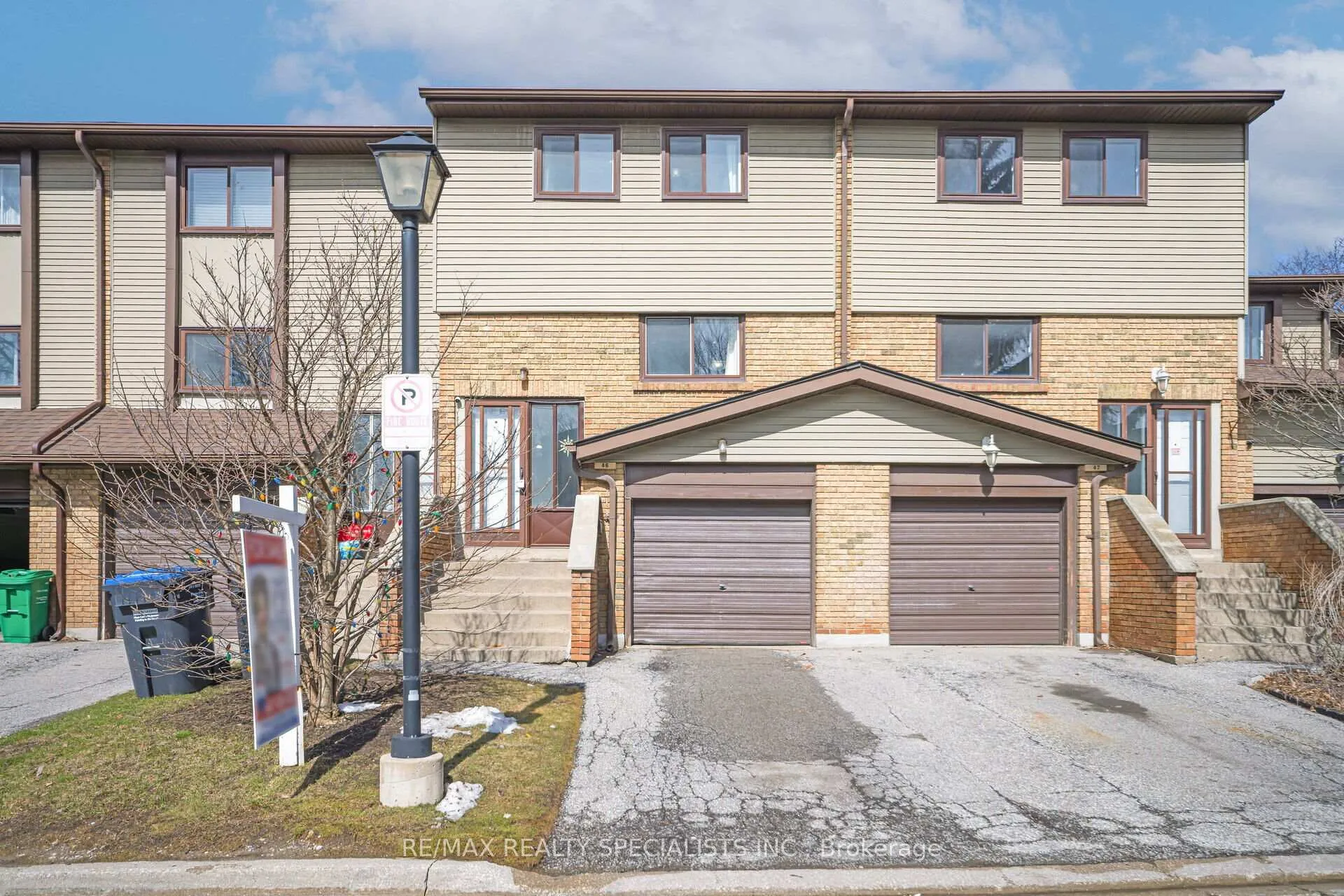 Photo 1 of 46 Carleton Place, Brampton, Bramalea West Industrial — HOMEH