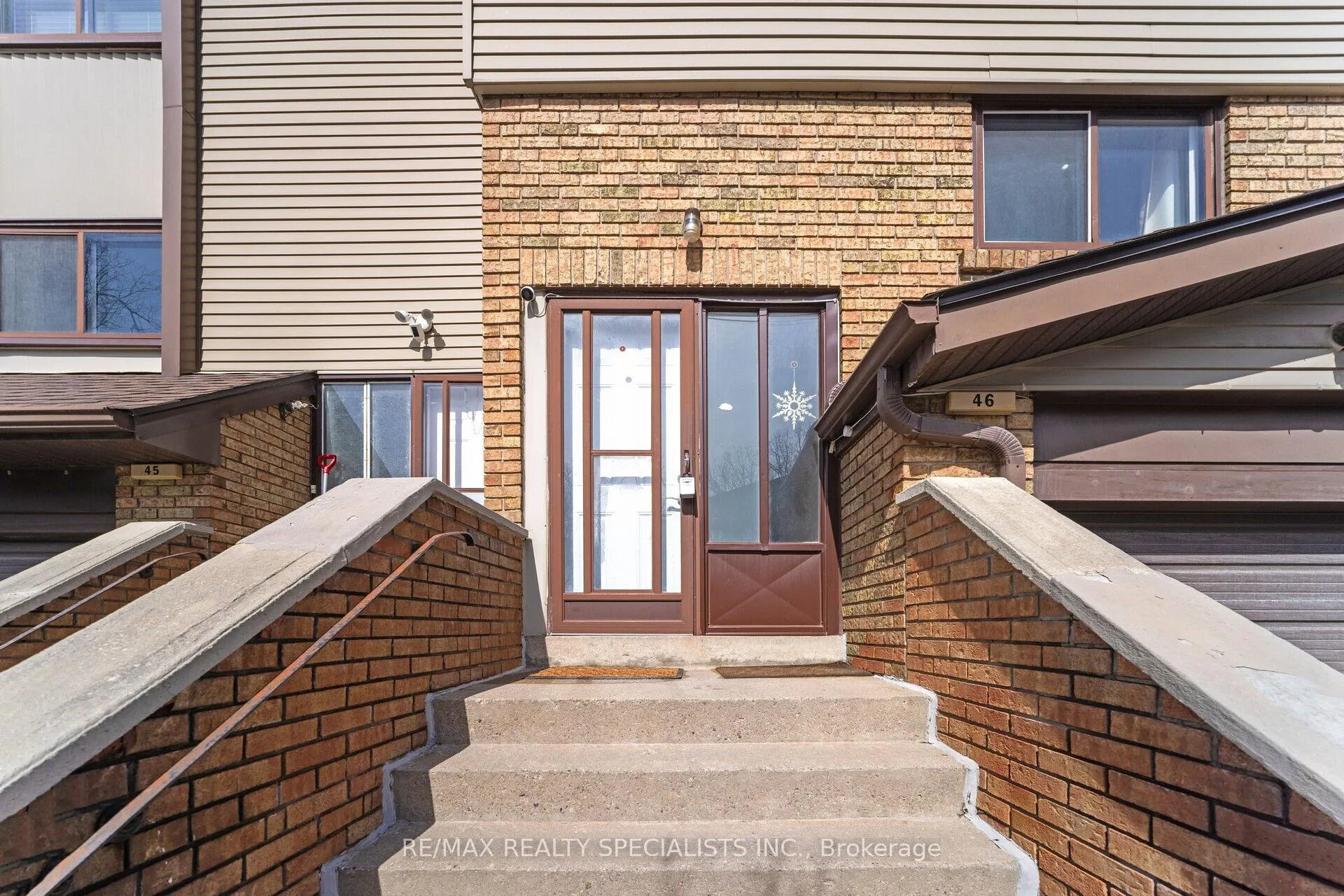 Photo 5 of 46 Carleton Place, Brampton, Bramalea West Industrial — HOMEH
