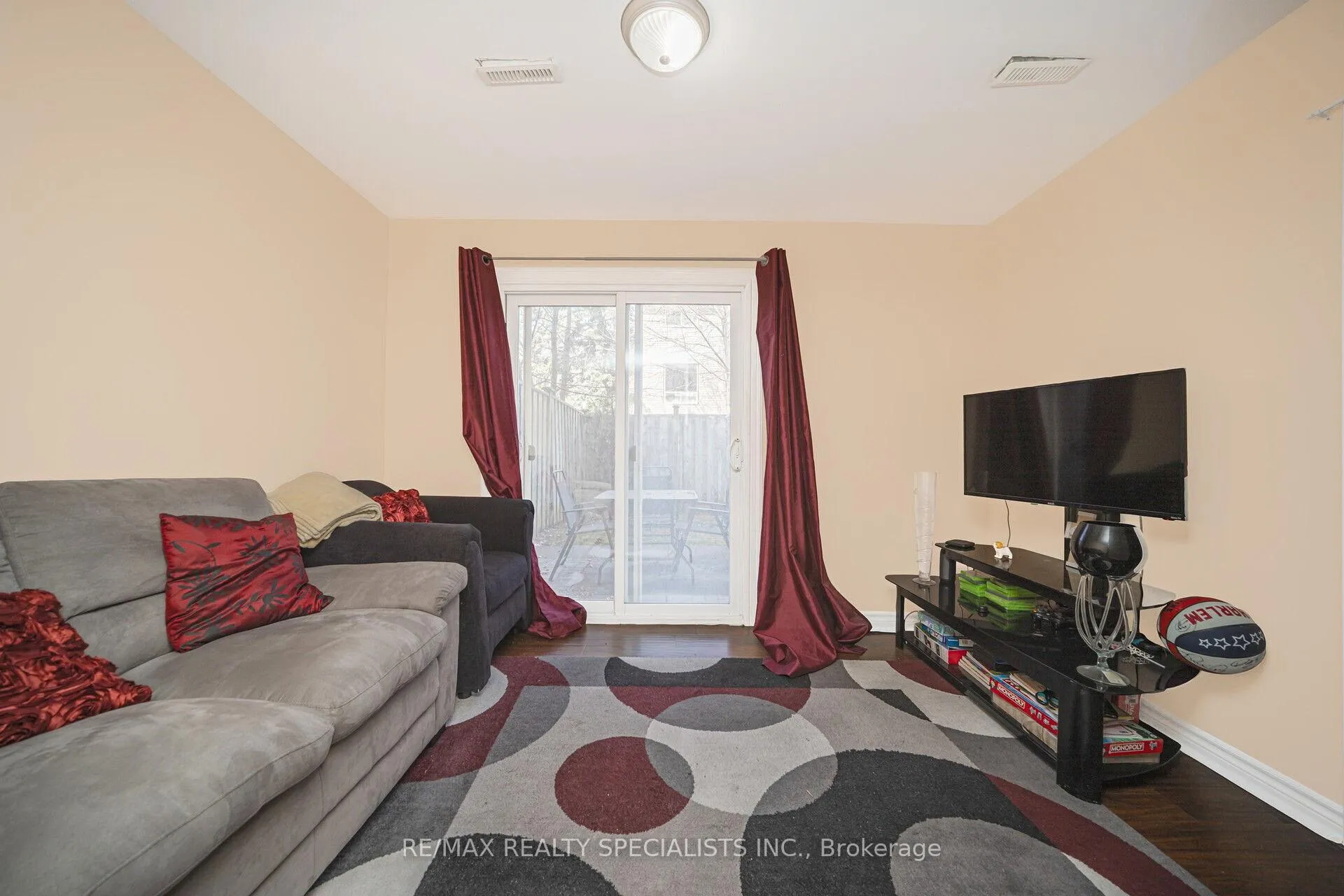 Photo 11 of 46 Carleton Place, Brampton, Bramalea West Industrial — HOMEH
