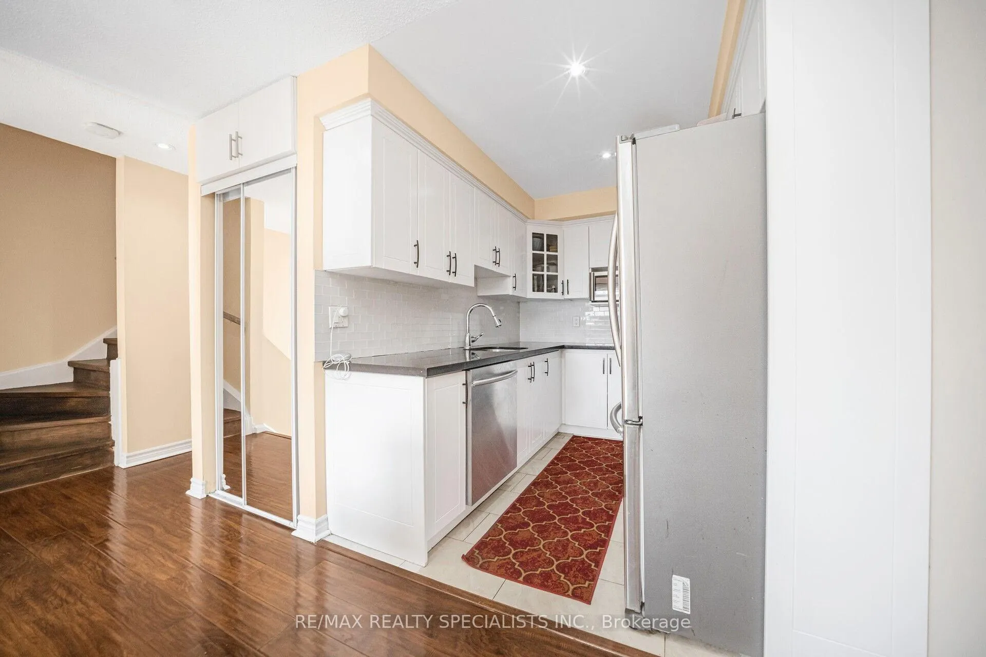 Photo 18 of 46 Carleton Place, Brampton, Bramalea West Industrial — HOMEH