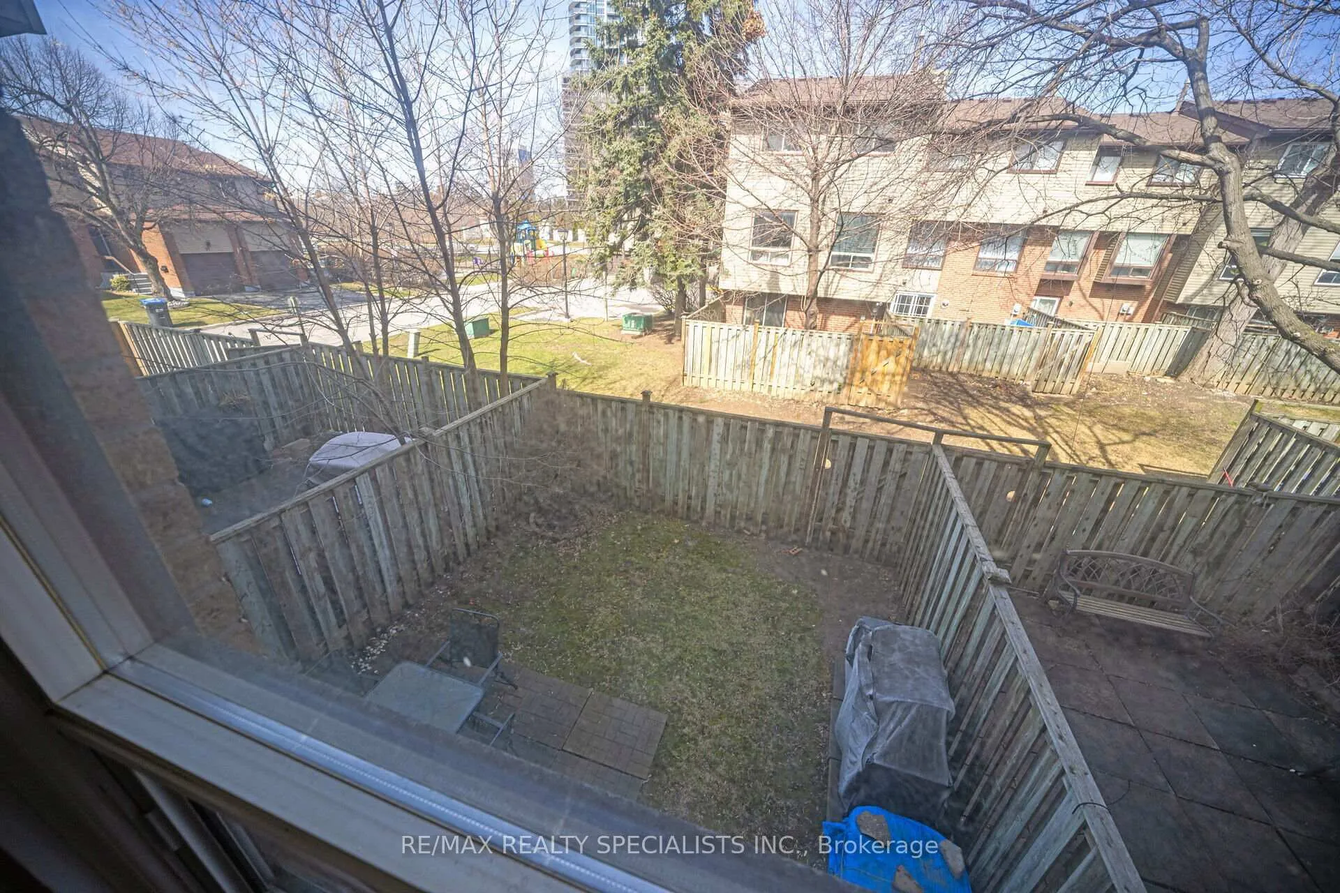 Photo 25 of 46 Carleton Place, Brampton, Bramalea West Industrial — HOMEH