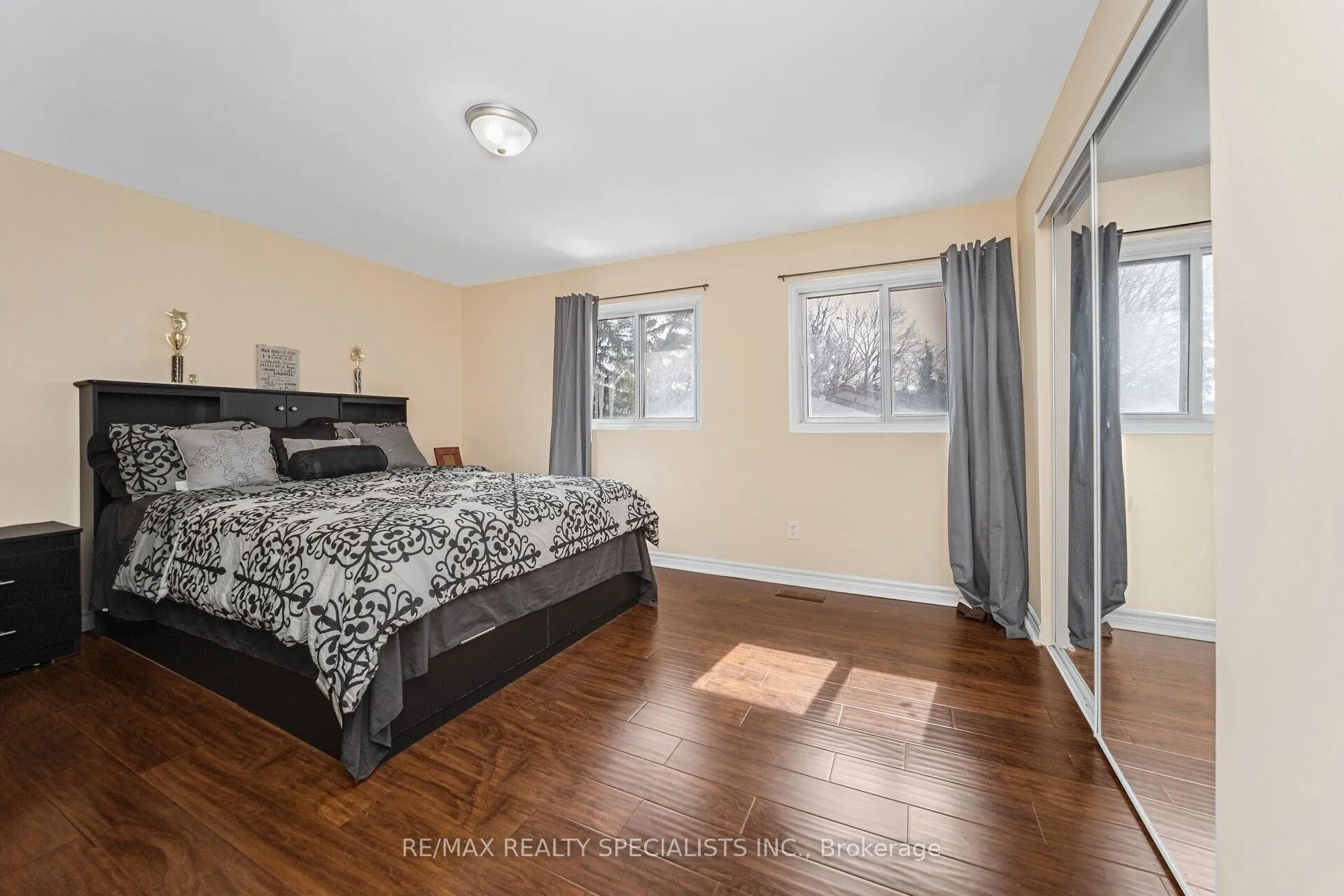 Photo 29 of 46 Carleton Place, Brampton, Bramalea West Industrial — HOMEH