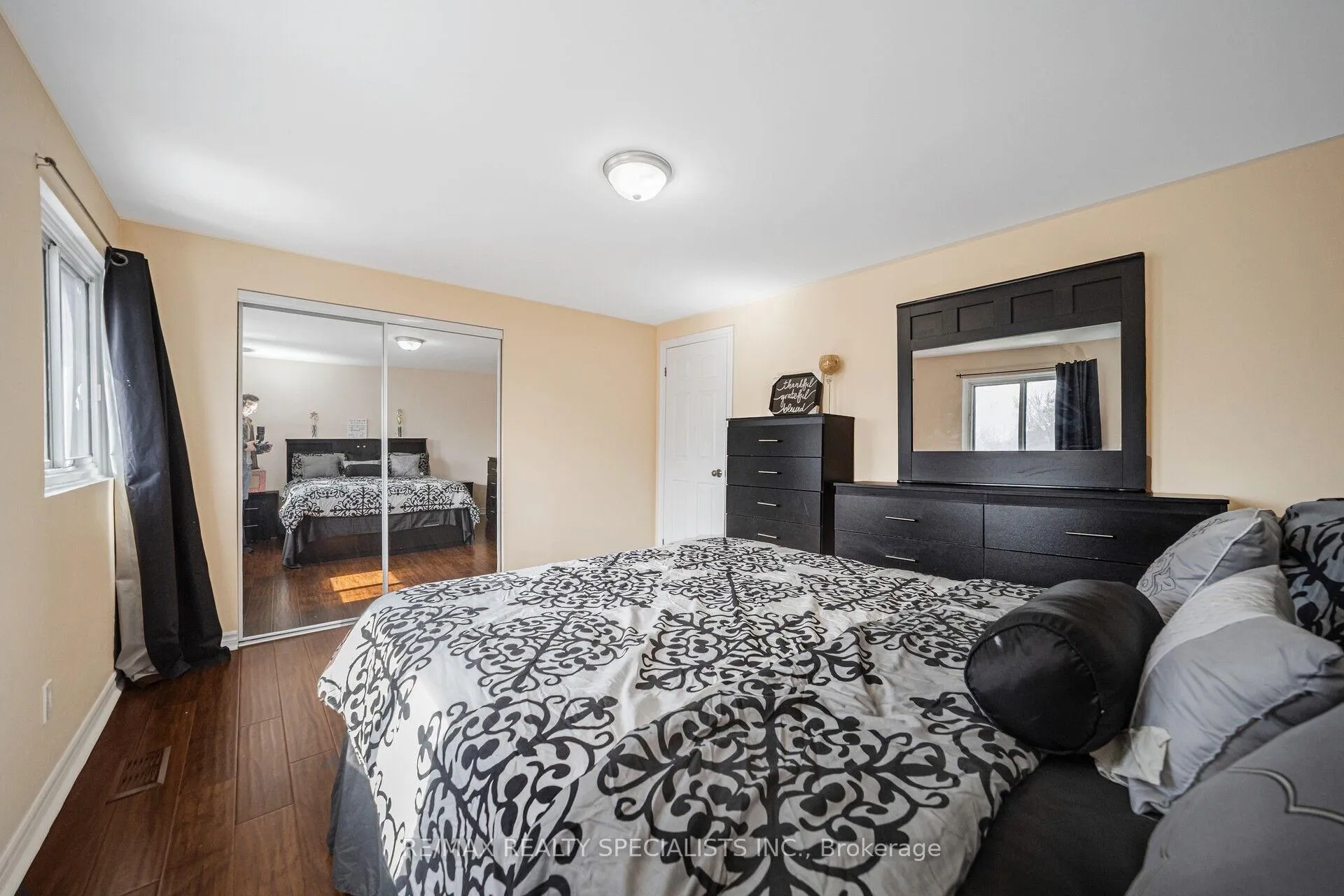 Photo 30 of 46 Carleton Place, Brampton, Bramalea West Industrial — HOMEH