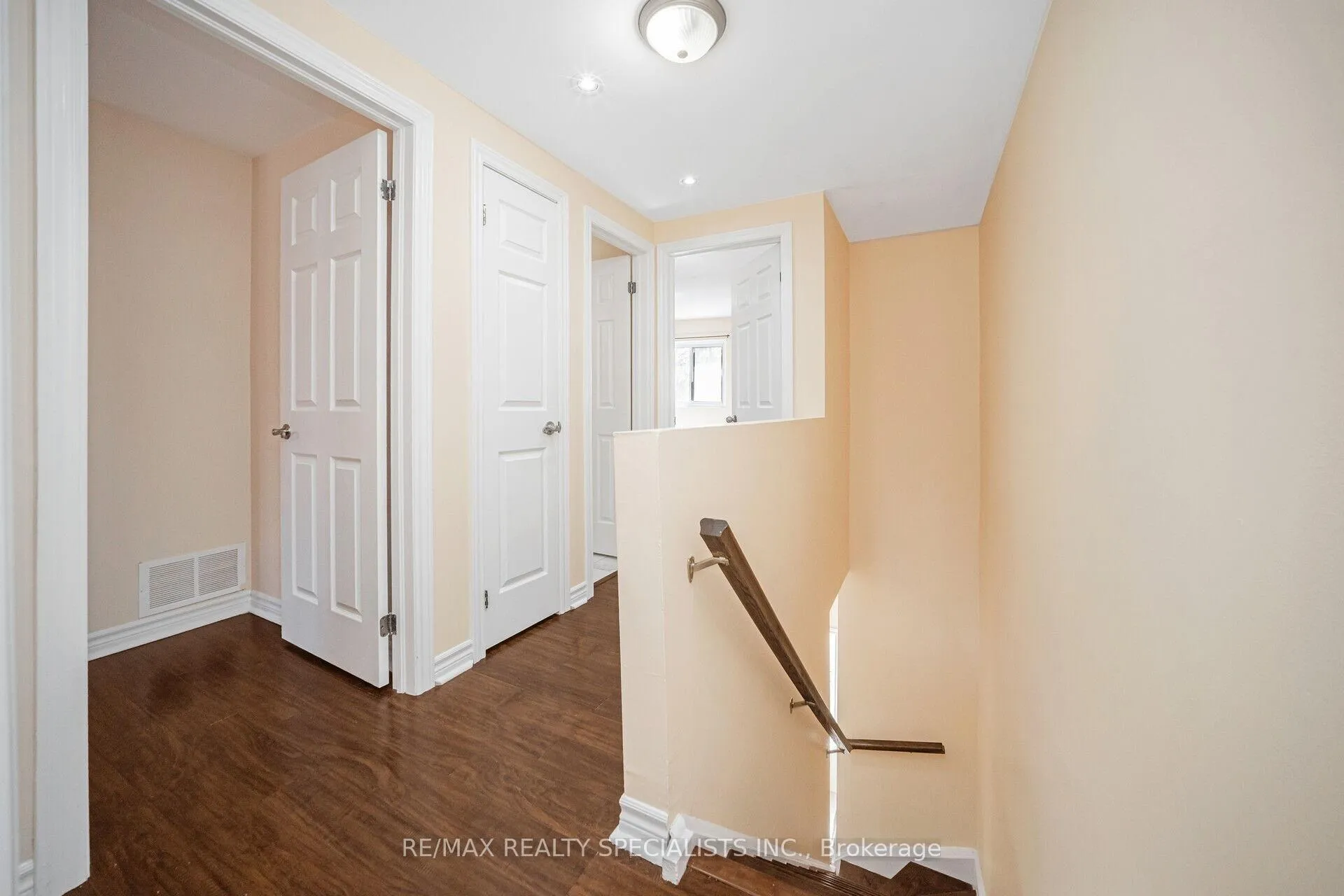 Photo 35 of 46 Carleton Place, Brampton, Bramalea West Industrial — HOMEH