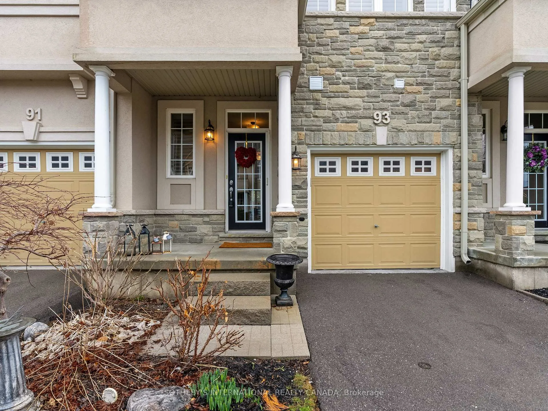 Photo 10 of 93 Forest Valley Crescent, Hamilton, Dundas — HOMEH
