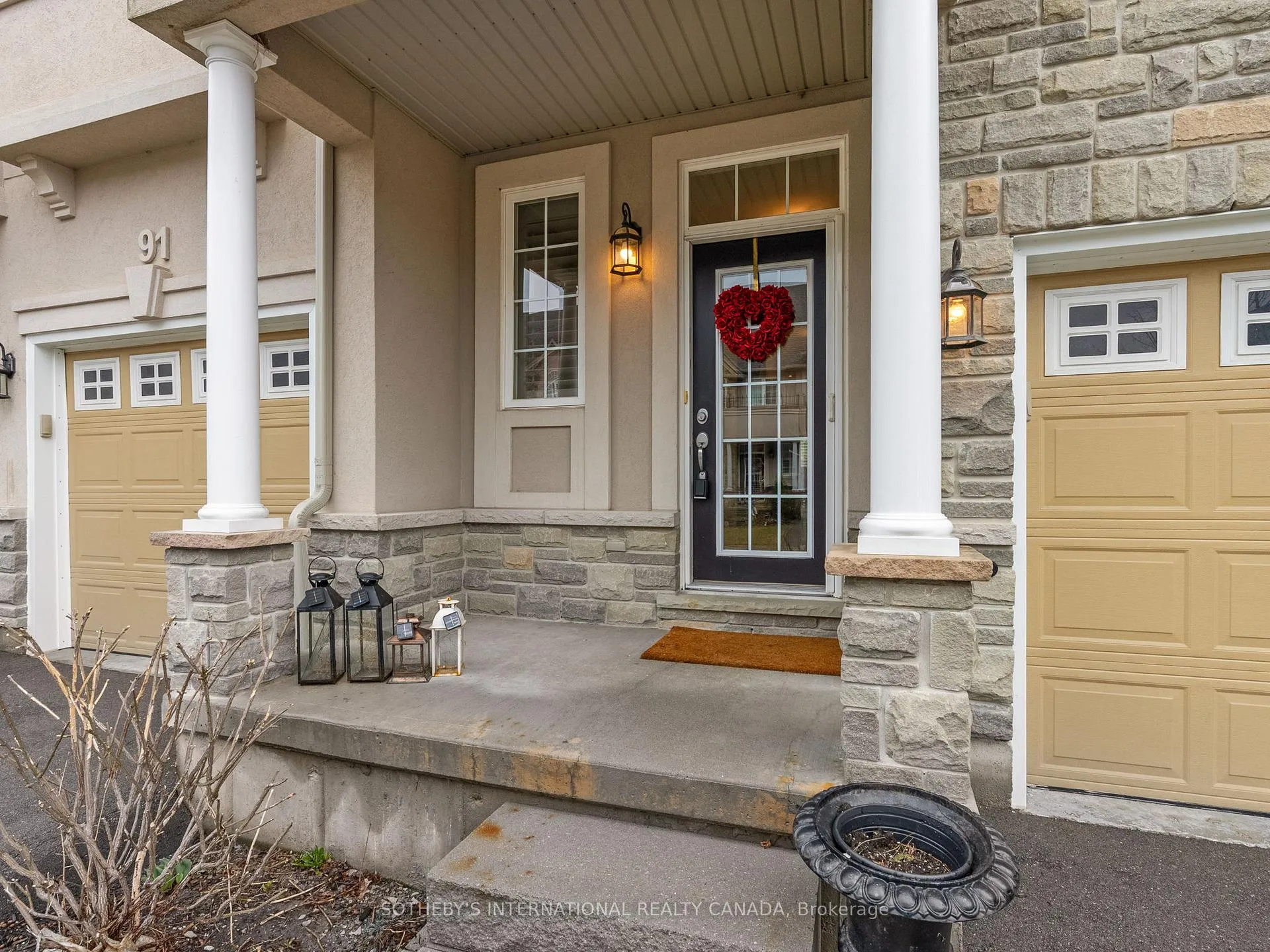 Photo 11 of 93 Forest Valley Crescent, Hamilton, Dundas — HOMEH
