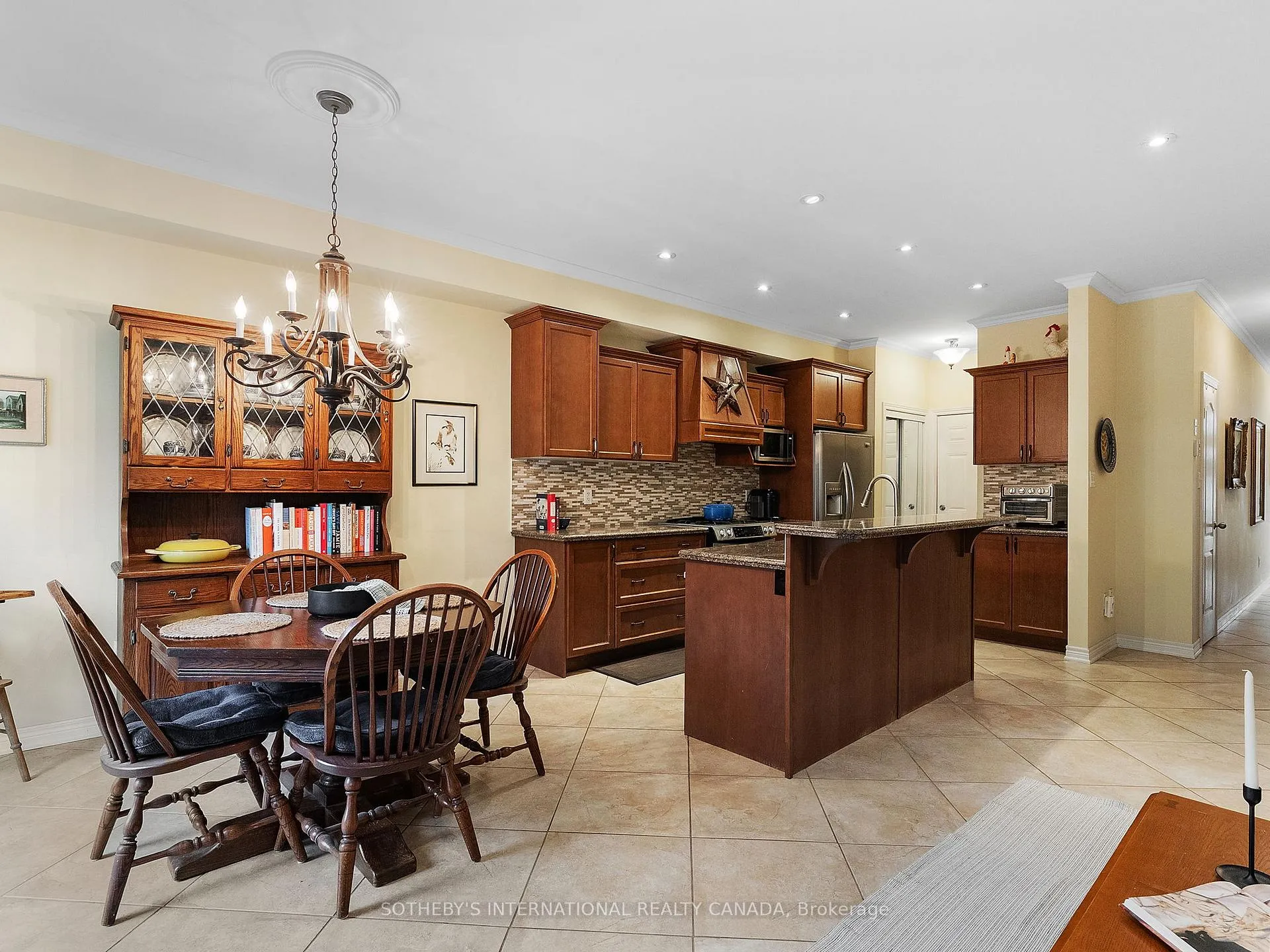 Photo 21 of 93 Forest Valley Crescent, Hamilton, Dundas — HOMEH