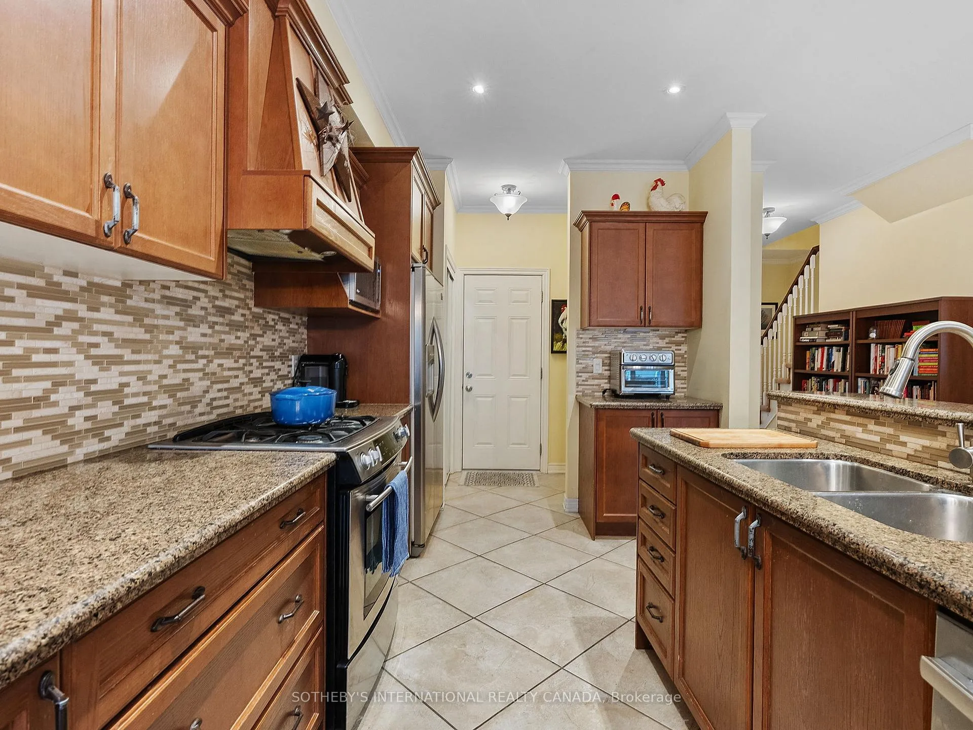 Photo 24 of 93 Forest Valley Crescent, Hamilton, Dundas — HOMEH