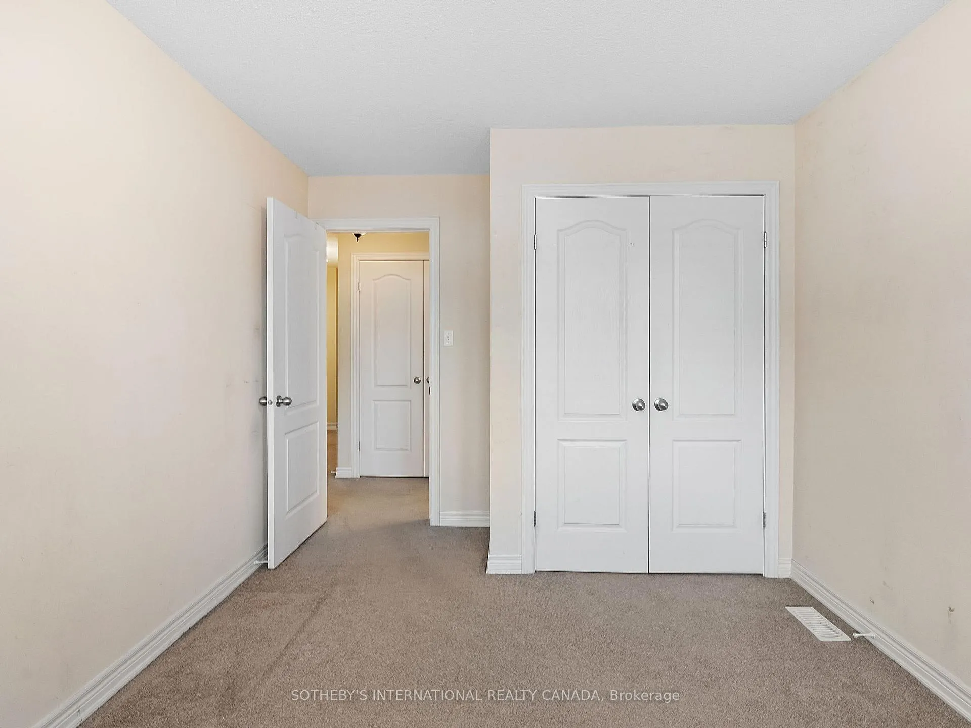 Photo 38 of 93 Forest Valley Crescent, Hamilton, Dundas — HOMEH
