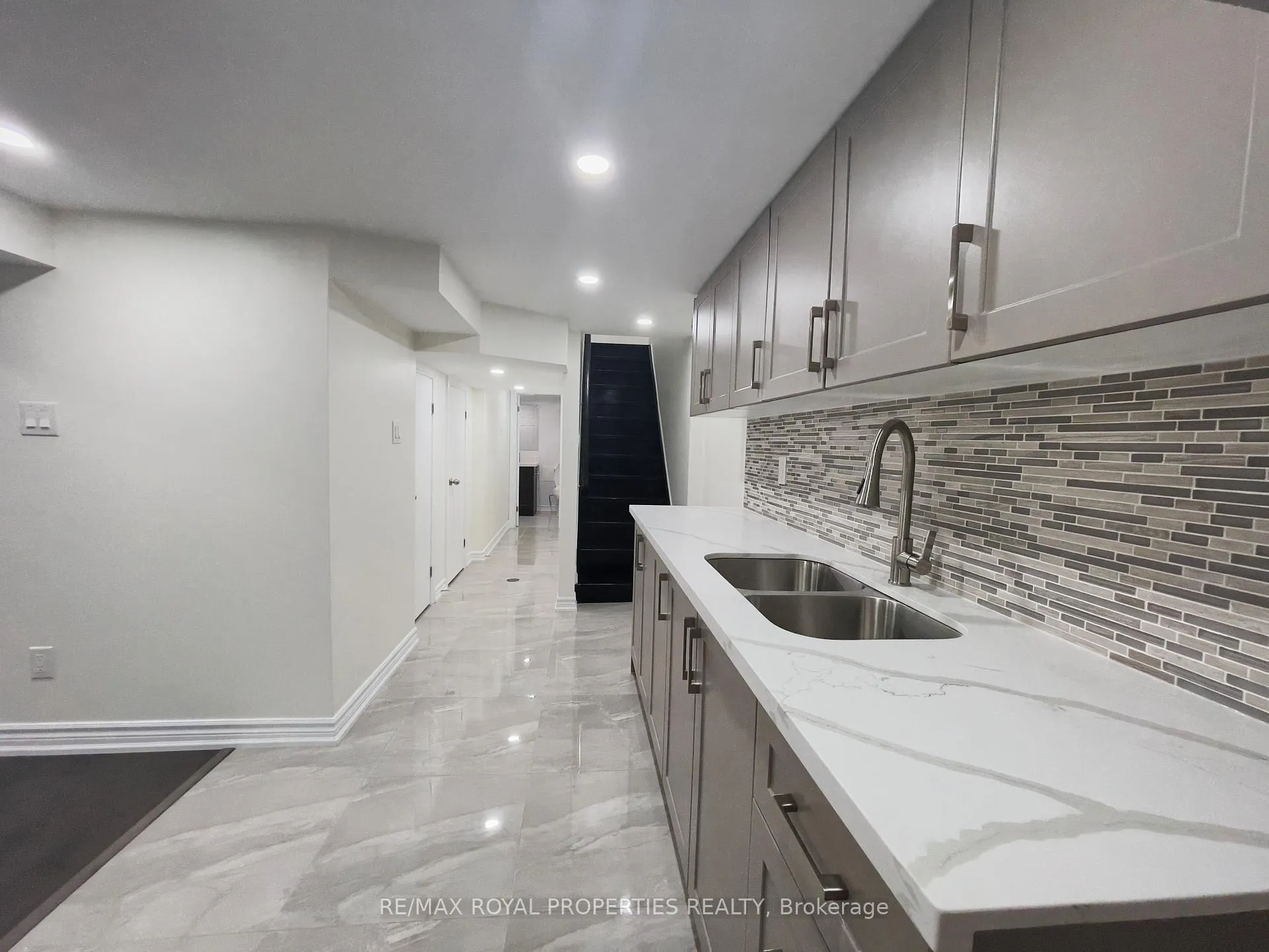 Photo 8 of Unit Bsmt, 46 Hettersley Drive, Ajax, Central West — HOMEH
