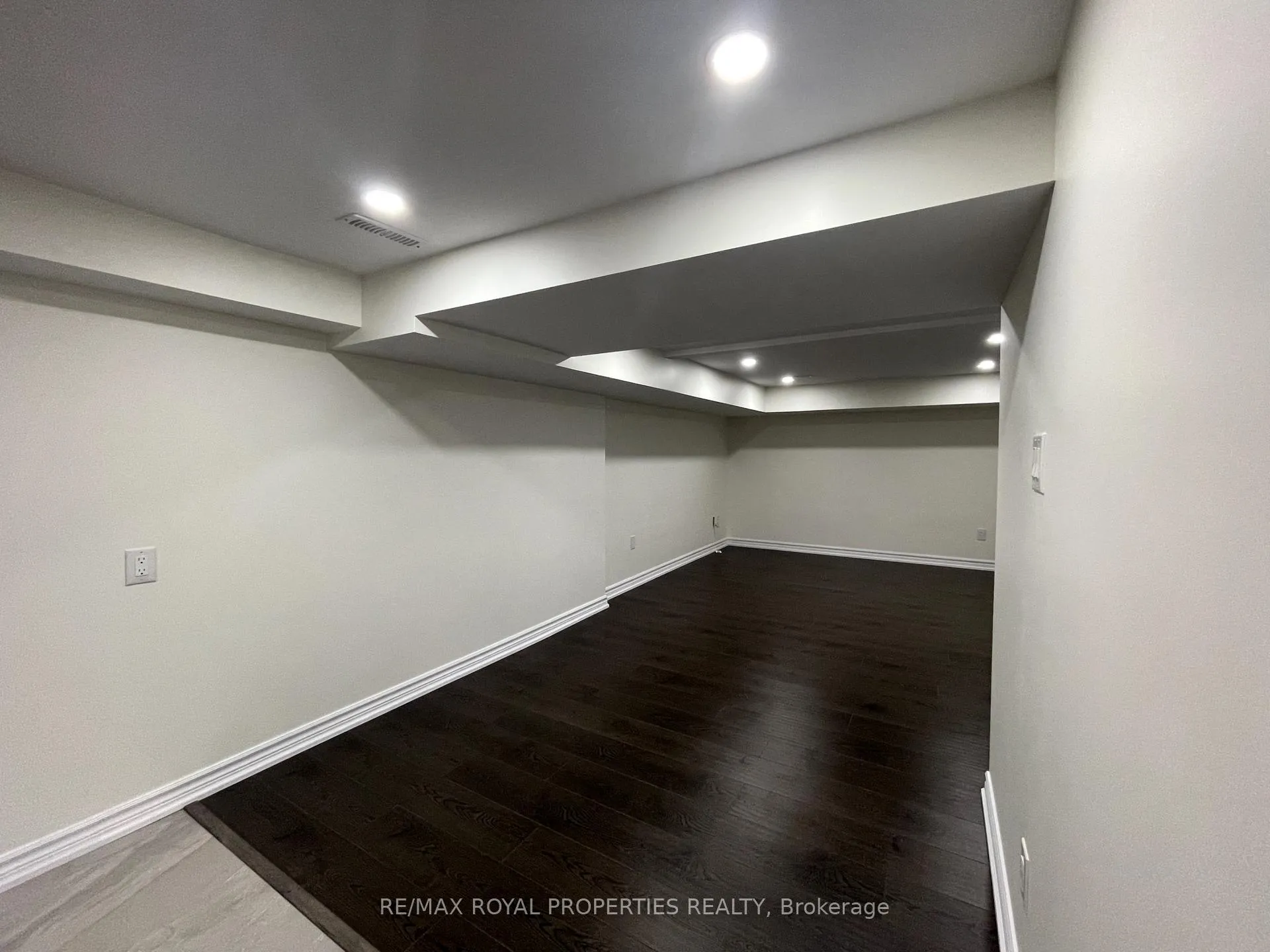 Photo 12 of Unit Bsmt, 46 Hettersley Drive, Ajax, Central West — HOMEH