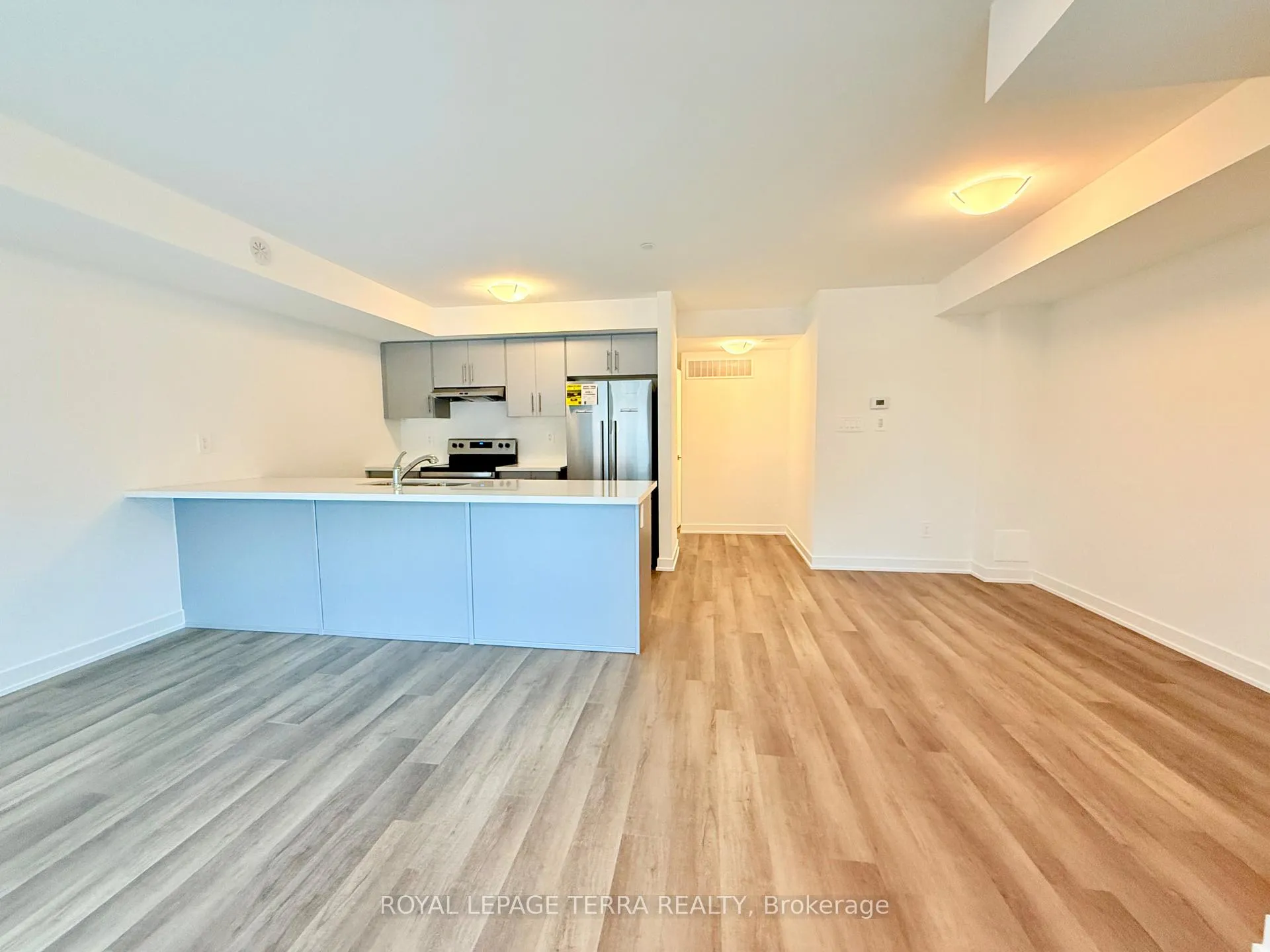 Photo 8 of Unit 3, 35 Romilly Avenue, Brampton, Northwest Brampton — HOMEH