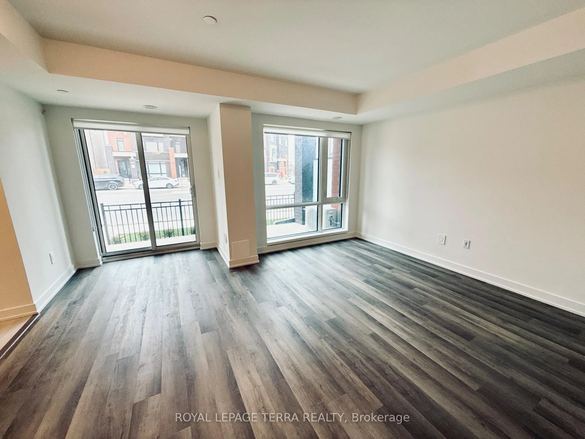 Photo 12 of Unit 3, 35 Romilly Avenue, Brampton, Northwest Brampton — HOMEH
