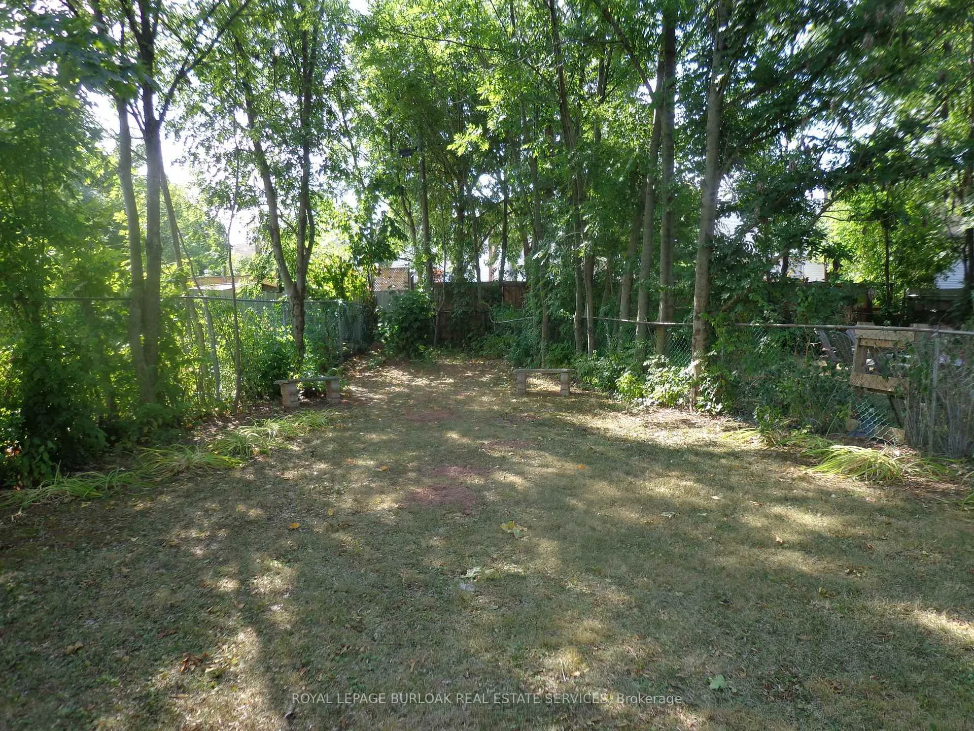 Photo 4 of 32 Grimsby Avenue, Hamilton, McQuesten — HOMEH