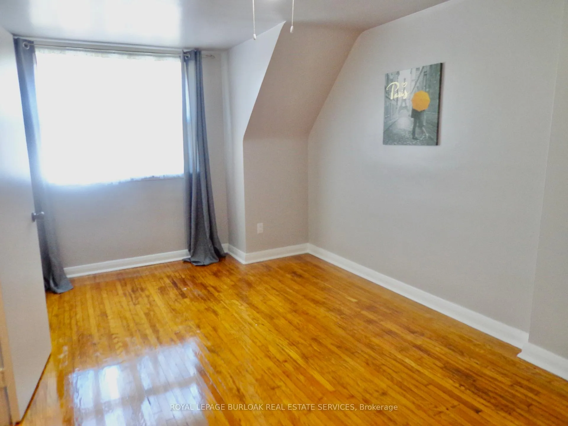 Photo 25 of 32 Grimsby Avenue, Hamilton, McQuesten — HOMEH