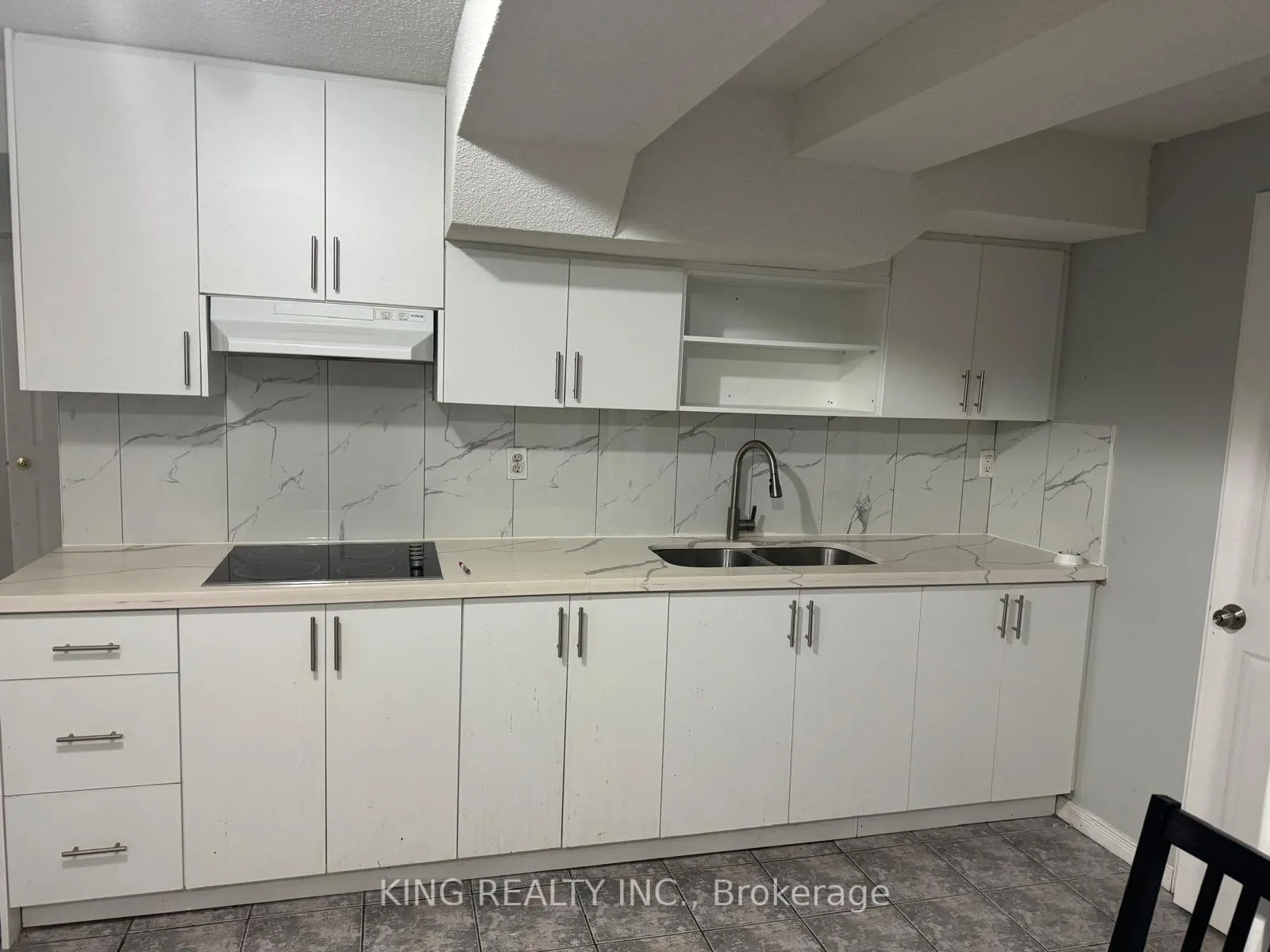 Photo 2 of 55 Black Oak Drive, Brampton, Sandringham-Wellington — HOMEH