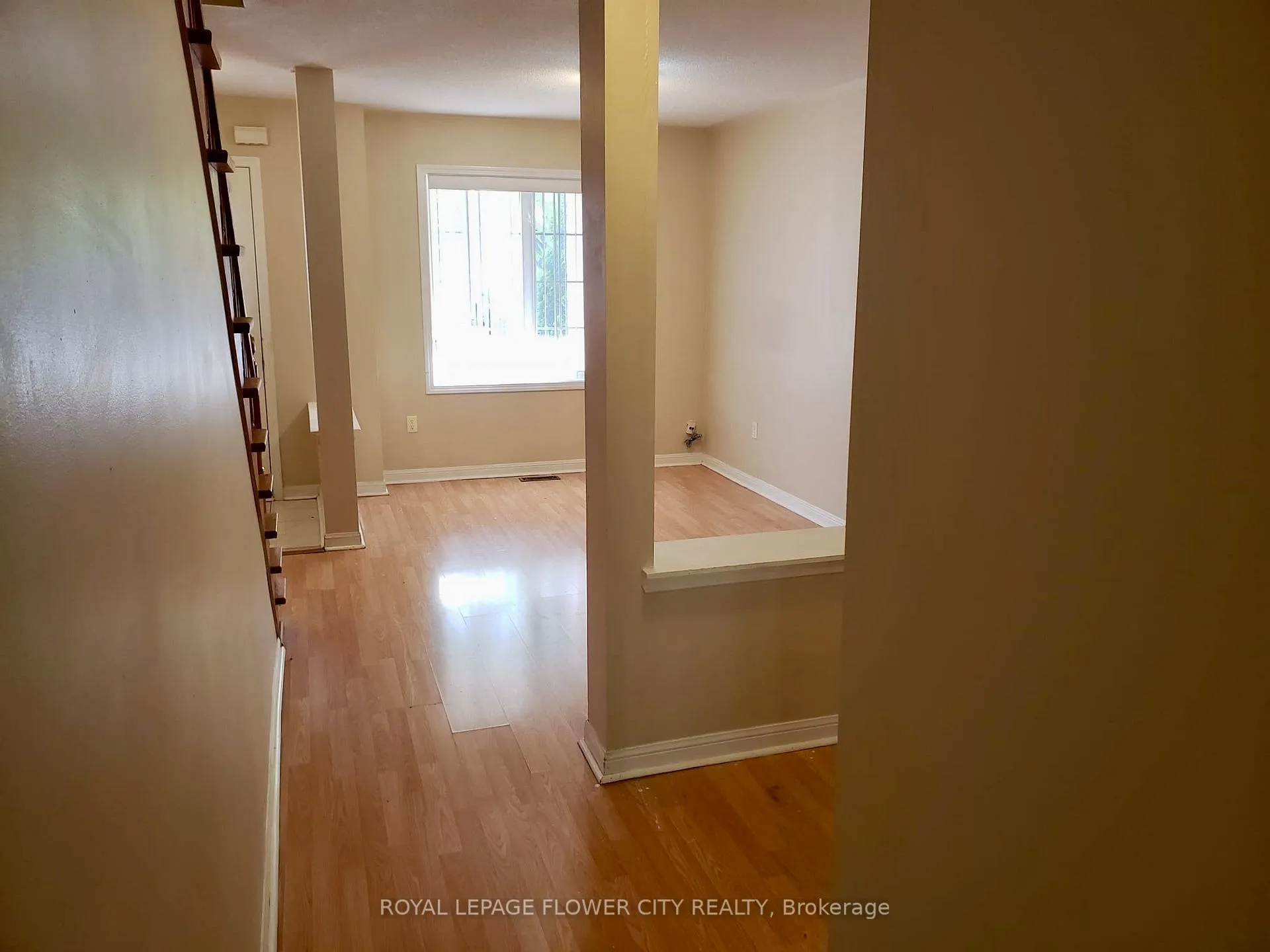 Photo 17 of 74 Tianalee Crescent, Brampton, Fletcher's Meadow — HOMEH