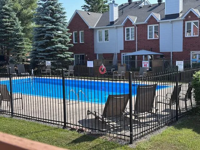 Photo 2 of 18 Shoreline Drive, Bracebridge, Macaulay — HOMEH